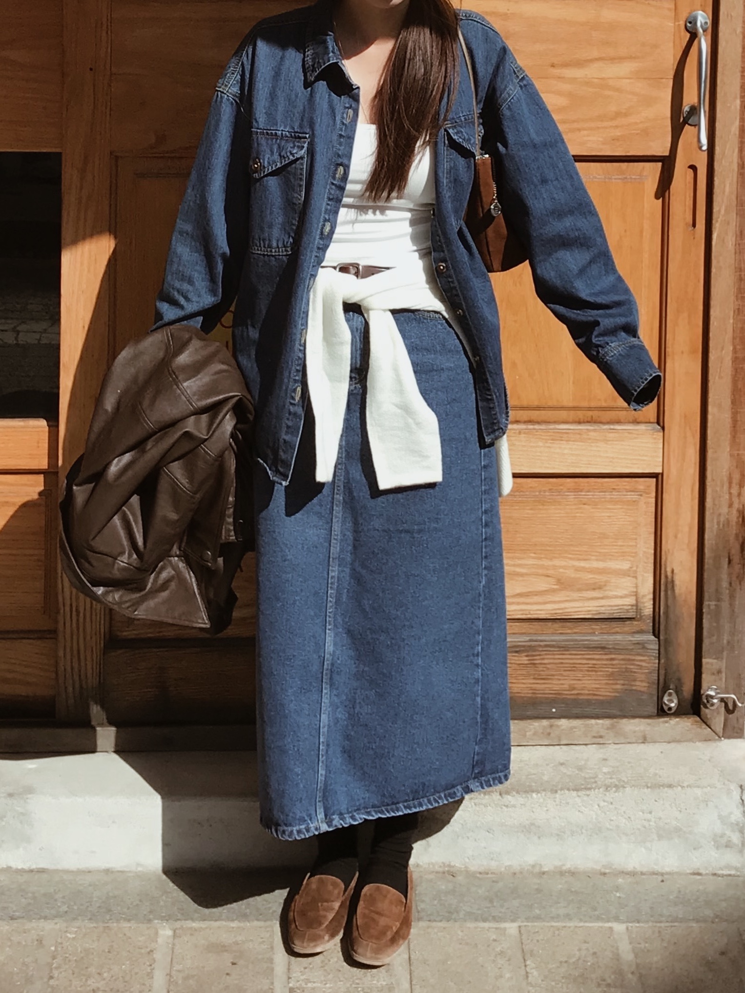 (W) Clarks Wallabee Maple Suede 착용 스타일 - 1