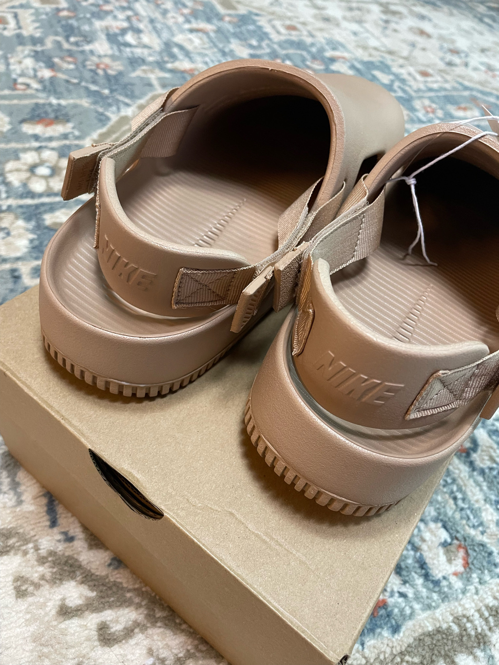 Nike Calm Mule Hemp 착용 스타일 - 3
