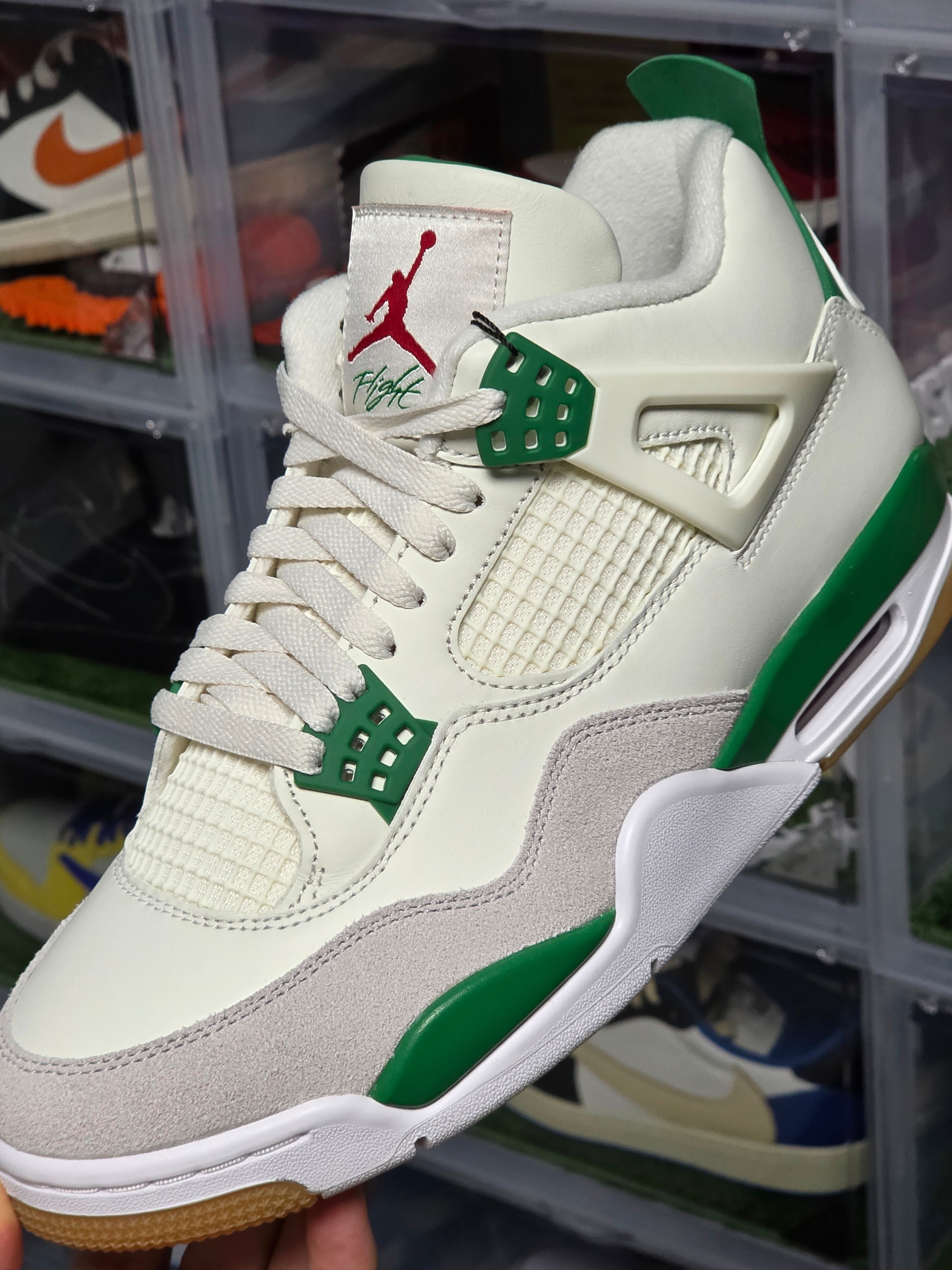 Jordan 4 x Nike SB Retro SP Pine Green 착용 스타일 - 2