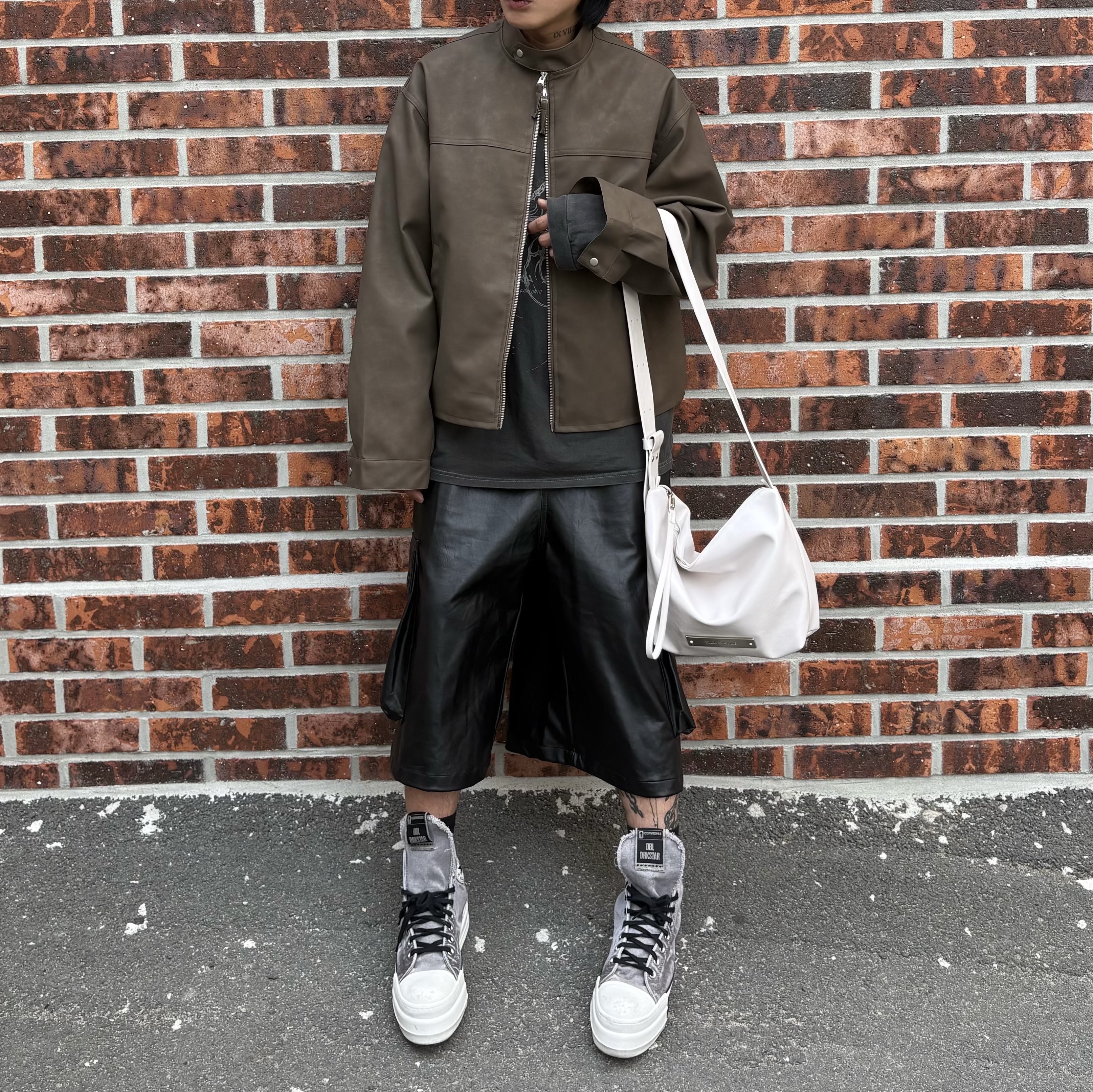 Converse x Drkshdw DBL Drkstar Overdye Chuck 70 Hi Concrete 착용 스타일 - 2