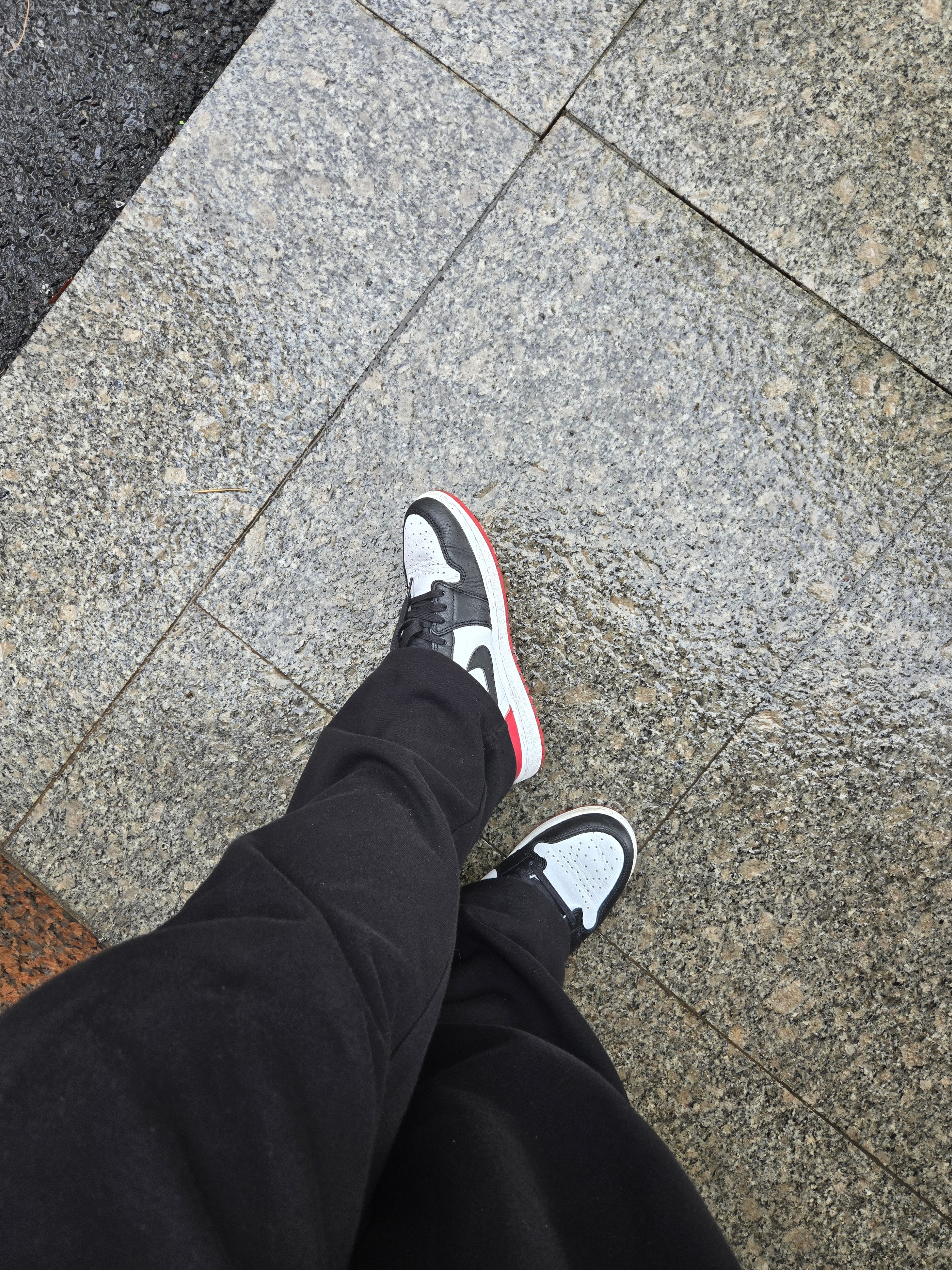 Jordan 1 Retro Low OG Black Toe 착용 스타일