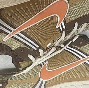 Nike Zoom Vomero 5 Wheat Grass and Cacao Wow 착용 스타일