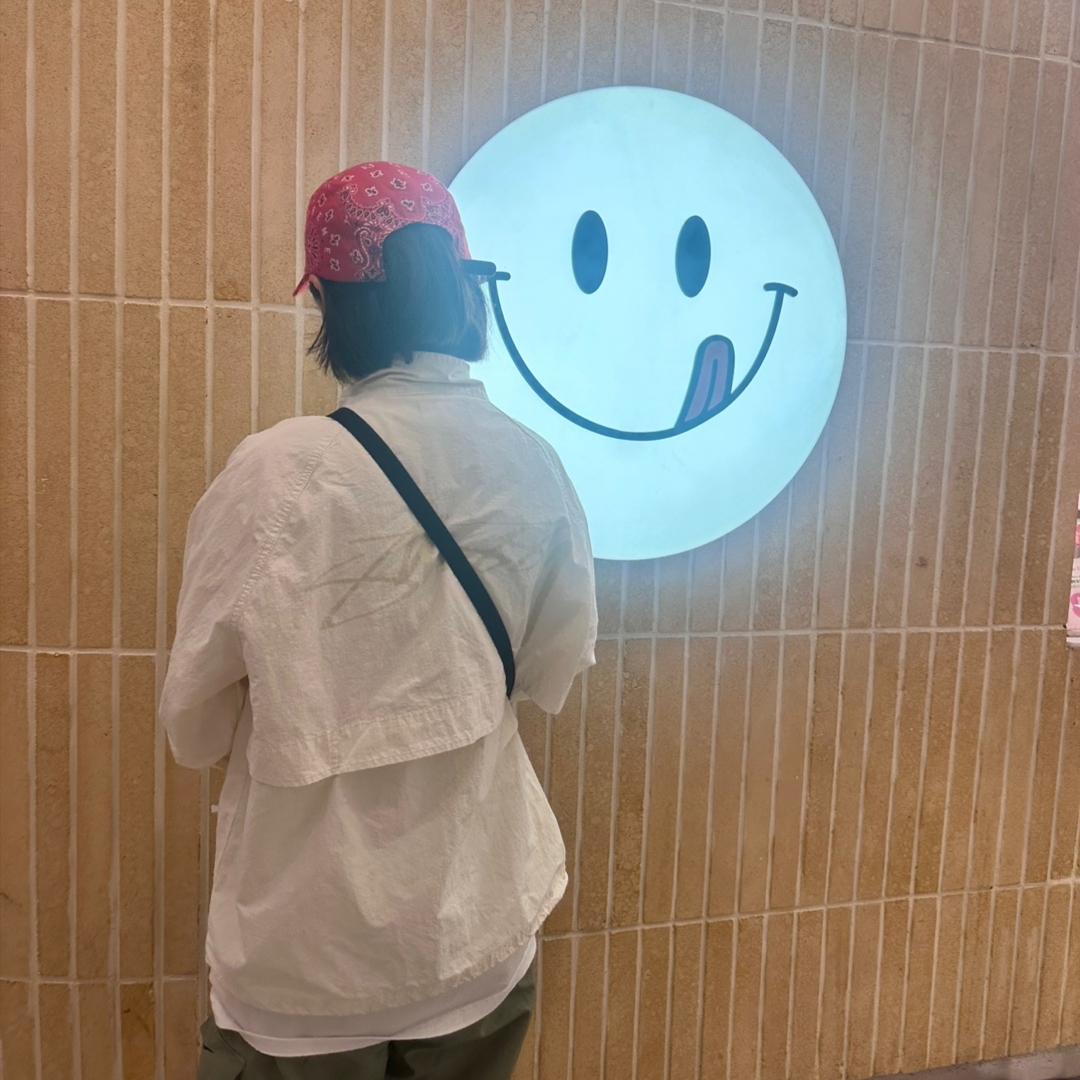Stussy Warm Up Jacket Bone, Supreme Bandana Camp Cap Red - 21SS 착용 스타일 - 1