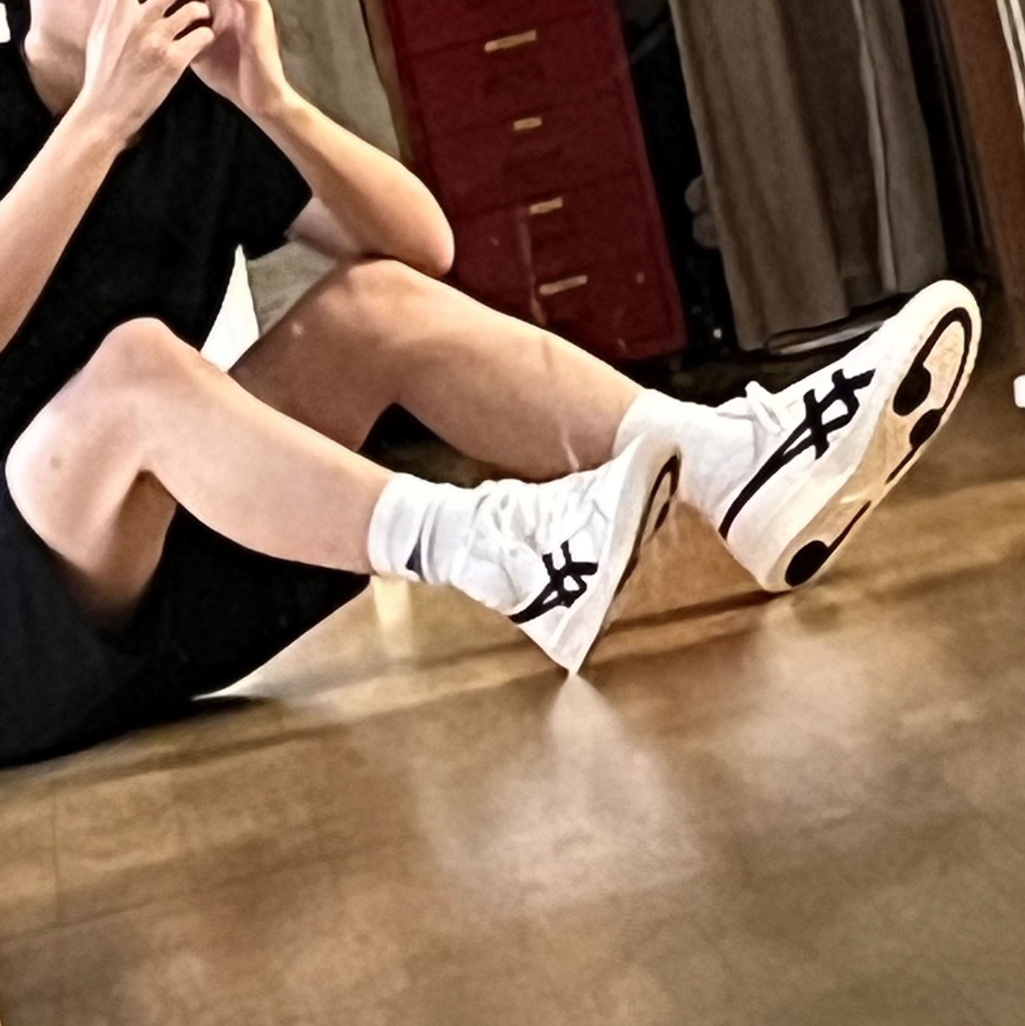 Asics Gel-PTG MT White Black, Jordan 1 Retro High OG Black Toe 착용 스타일 - 1