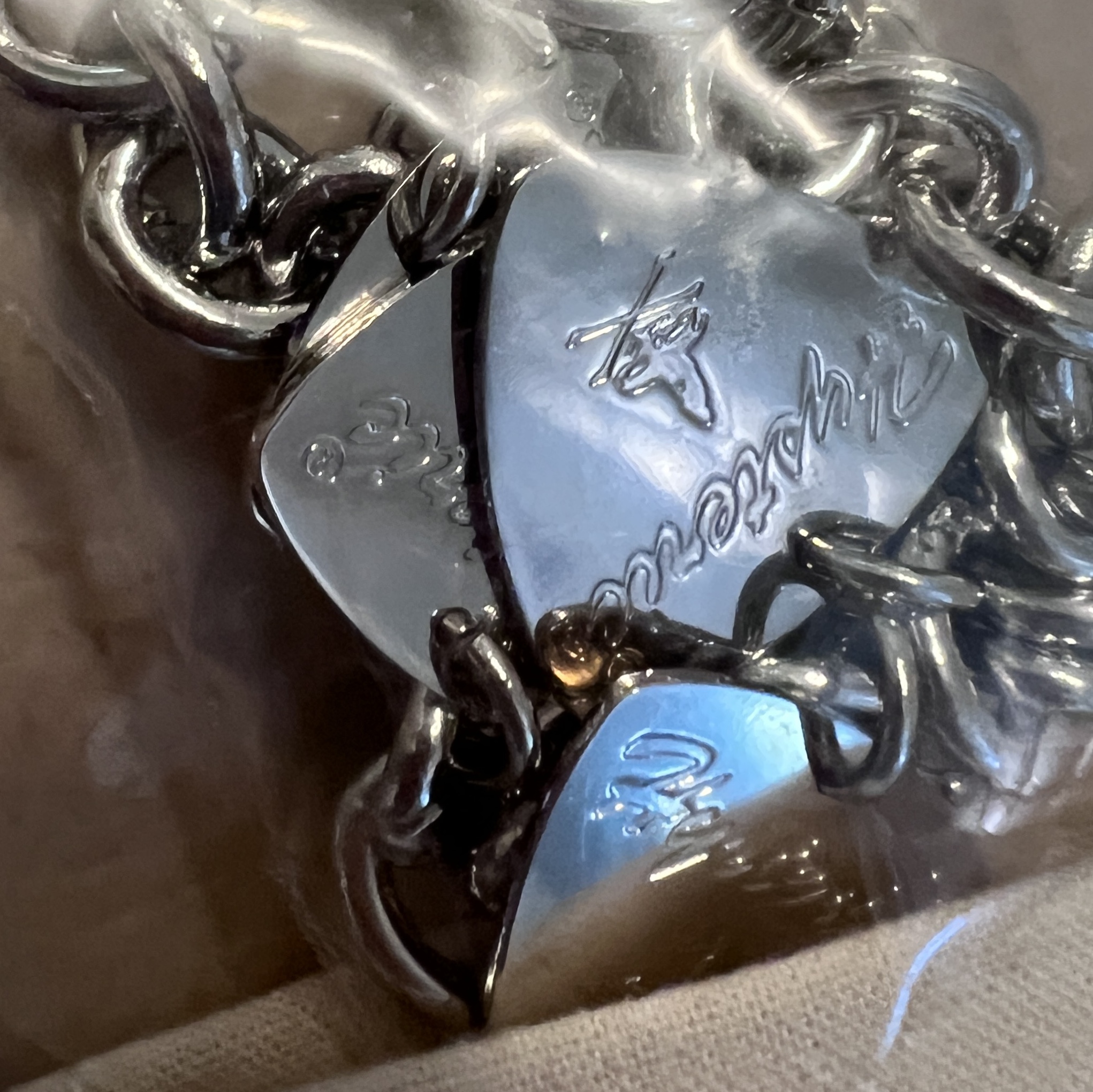 (W) Hysteric Glamour Hysteric On Skull Pick Bracelet Silver 착용 스타일