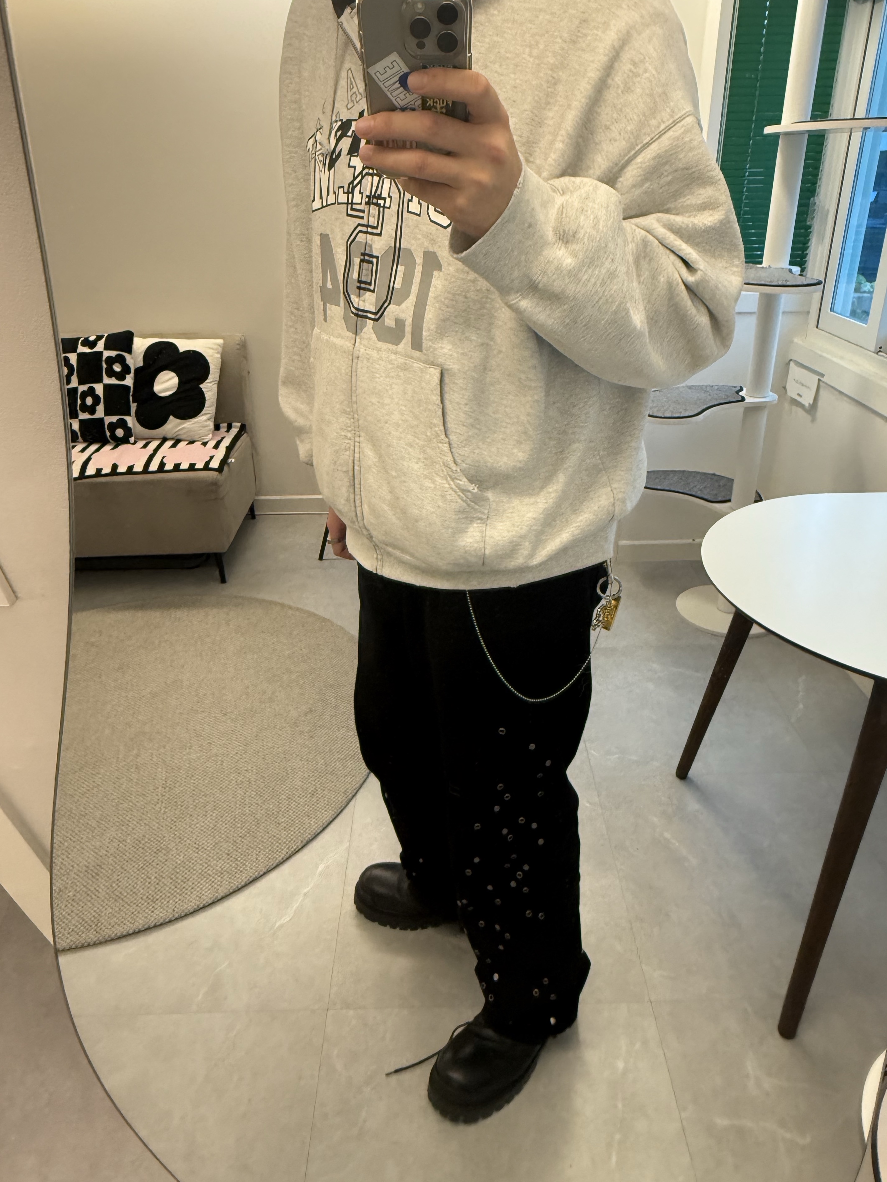 Supreme x MM6 Maison Margiela Zip Up Hooded Sweatshirt Ash Grey - 24SS, Zara x Andersson Bell Relaxed Fit Studded Pants Black 착용 스타일 - 2