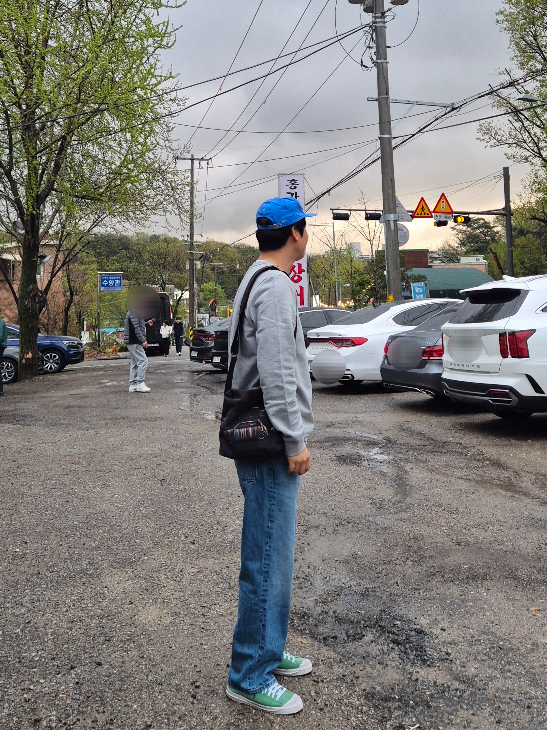A.P.C. VPC Sweatshirt Heather Grey, Hello Sunrise Washed OG Logo 6panel Cap Marlin Blue 착용 스타일 - 2