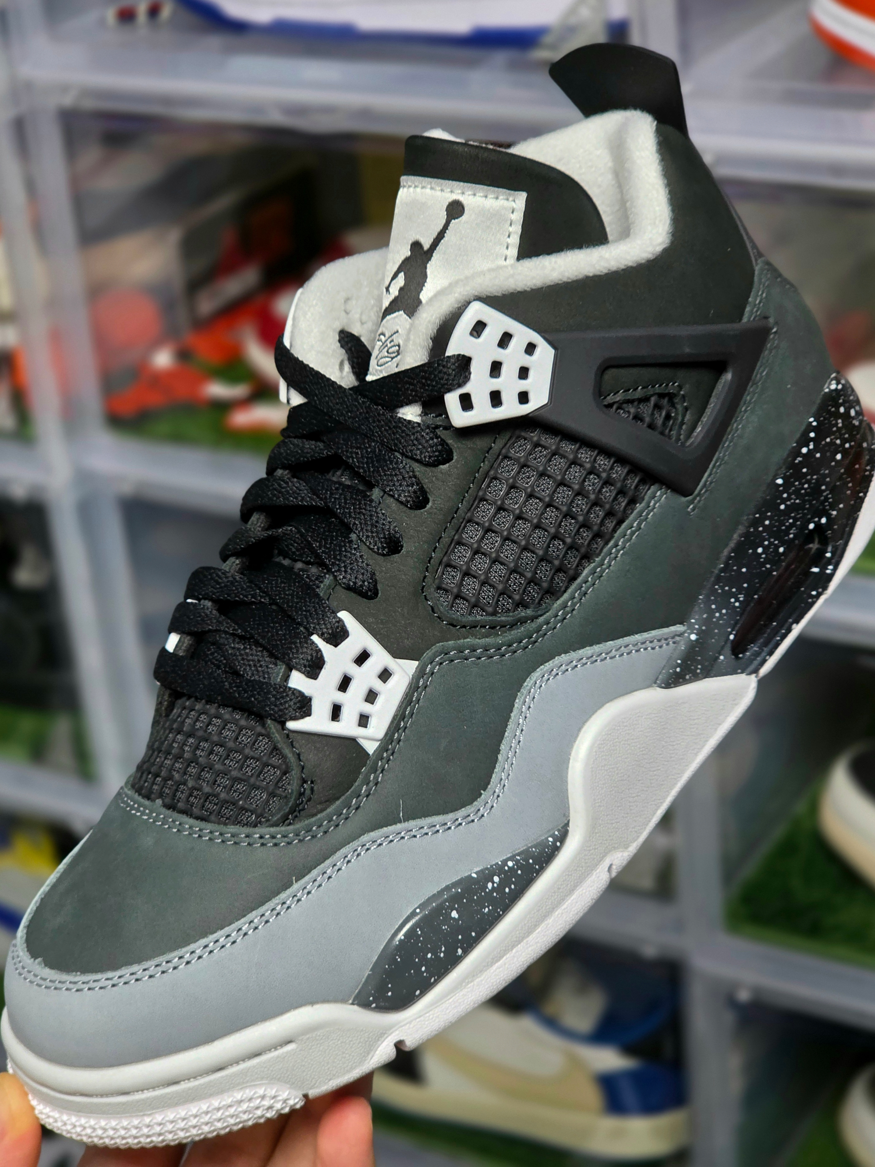 Jordan 4 Retro Fear 2024 착용 스타일 - 3