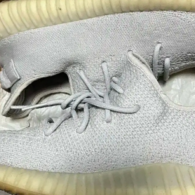 Adidas Yeezy Boost 350 V2 Sesame 2022 착용 스타일