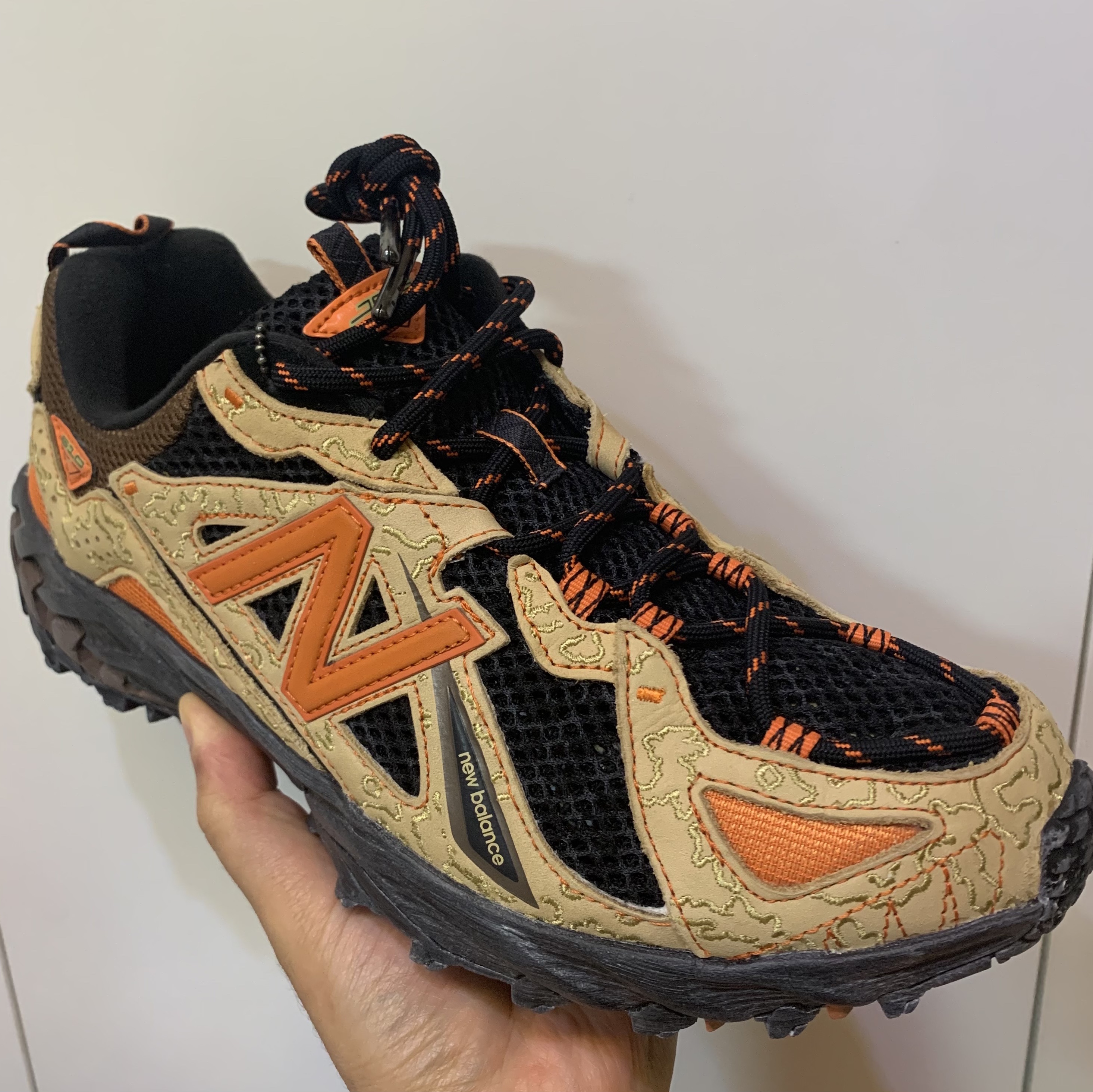 New Balance x Joe Freshgoods Beneath the Surface 610 Lil Desert Brown - D Standard 착용 스타일 - 1