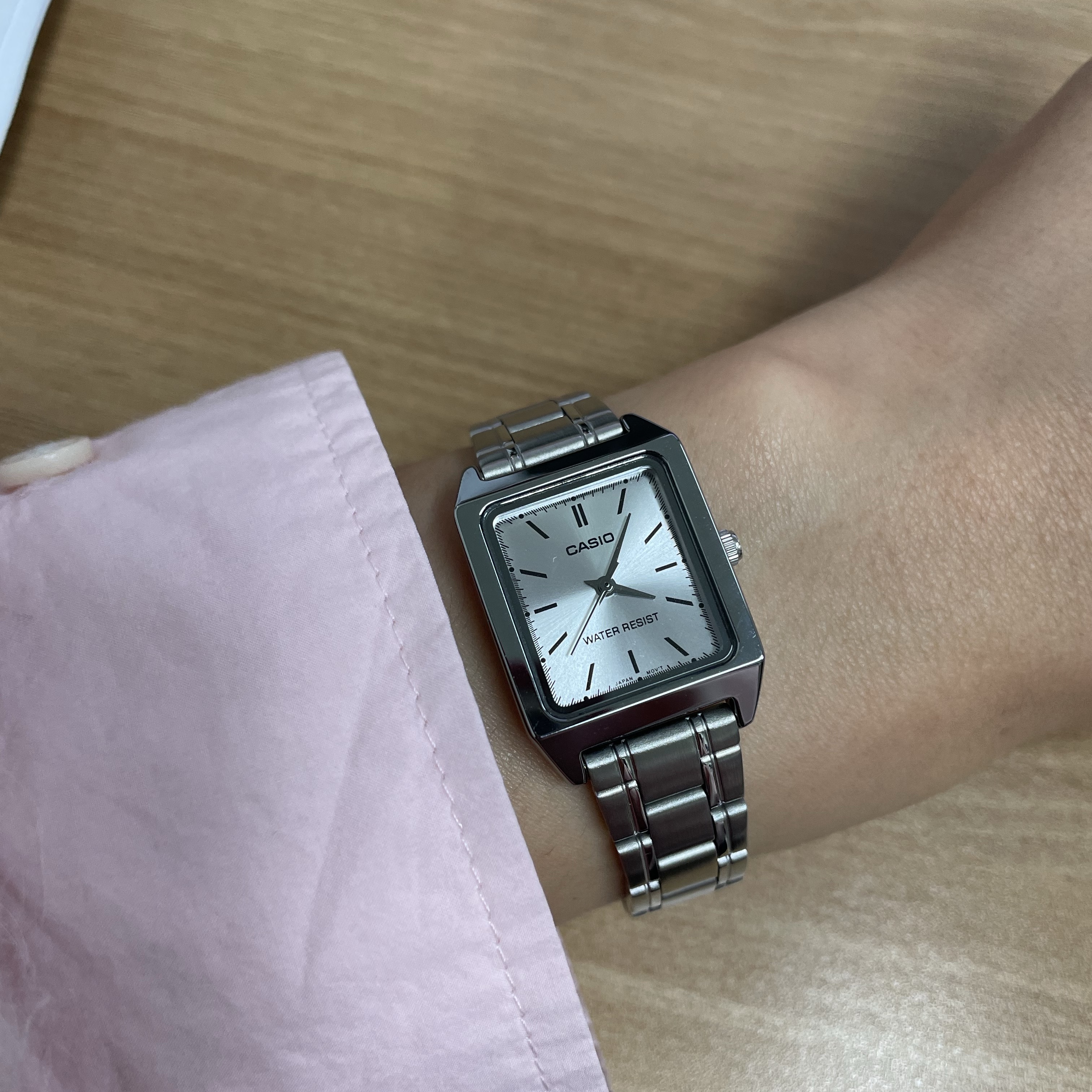 Casio LTP-V007D-7E 착용 스타일