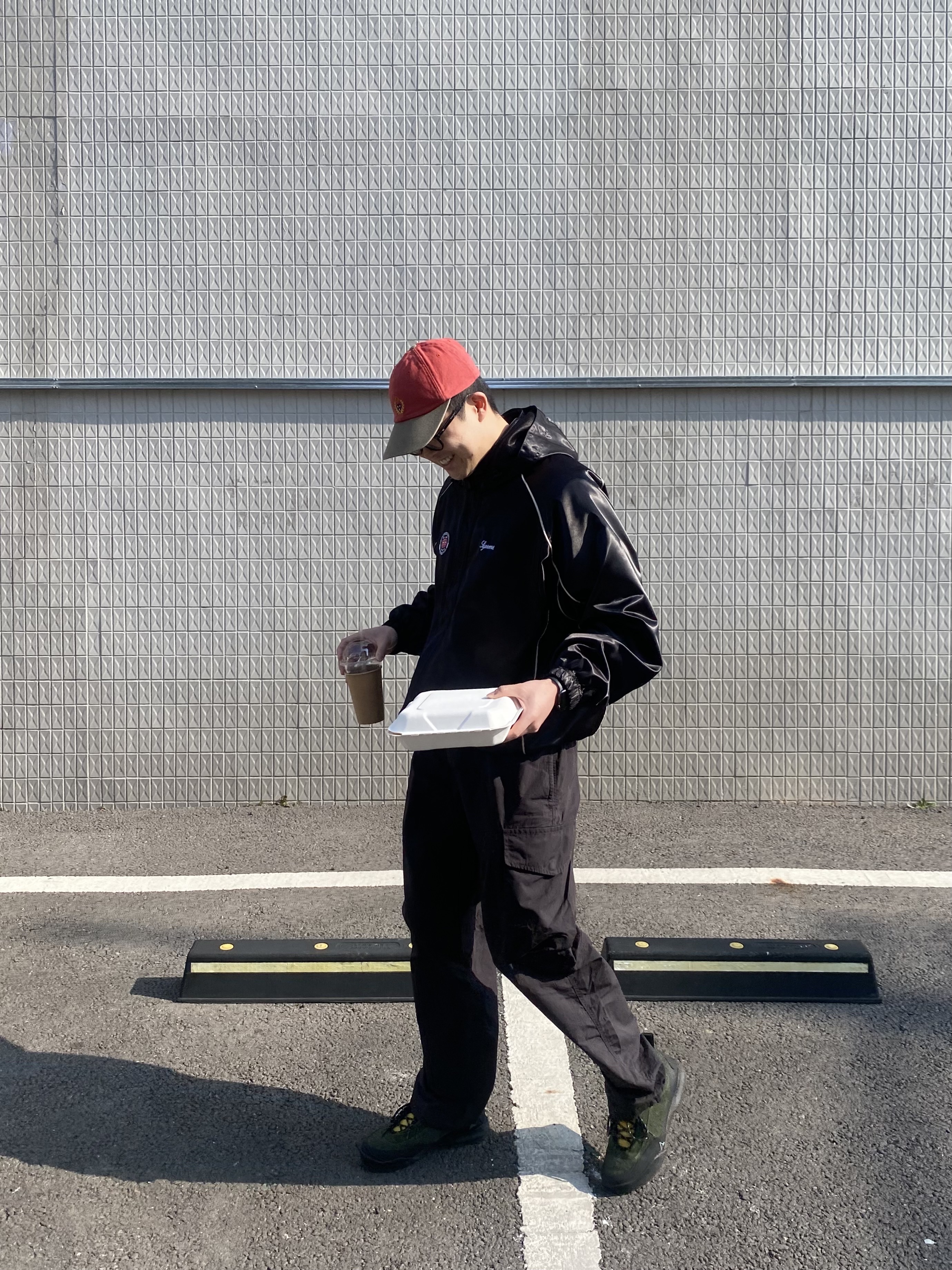 Roa Hiking Cingino Olive Yellow, Supreme Satin Hooded Track Jacket Black - 24SS 착용 스타일 - 1