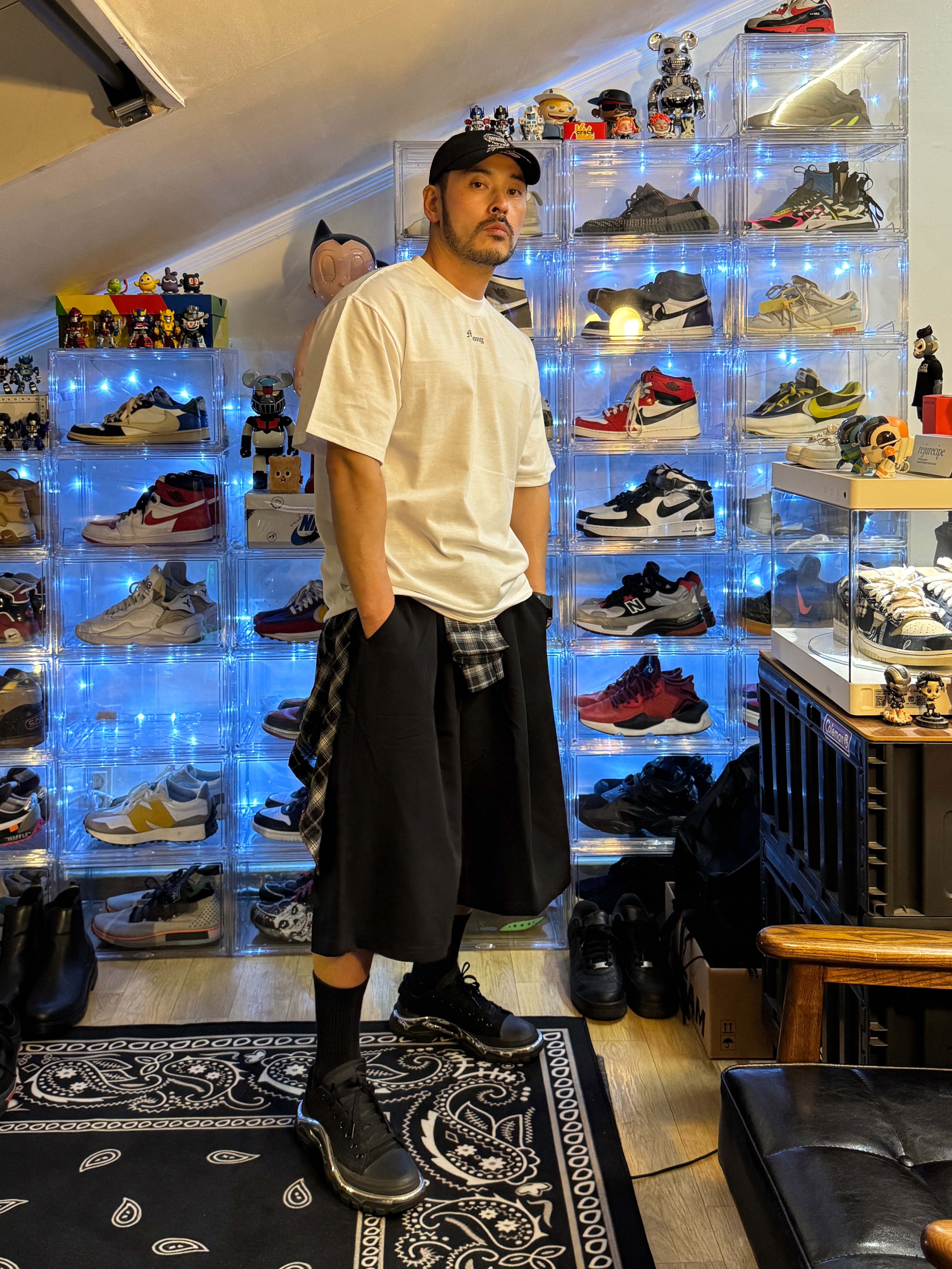 Adidas x Raf Simons Detroit Runner Core Black 착용 스타일 - 5