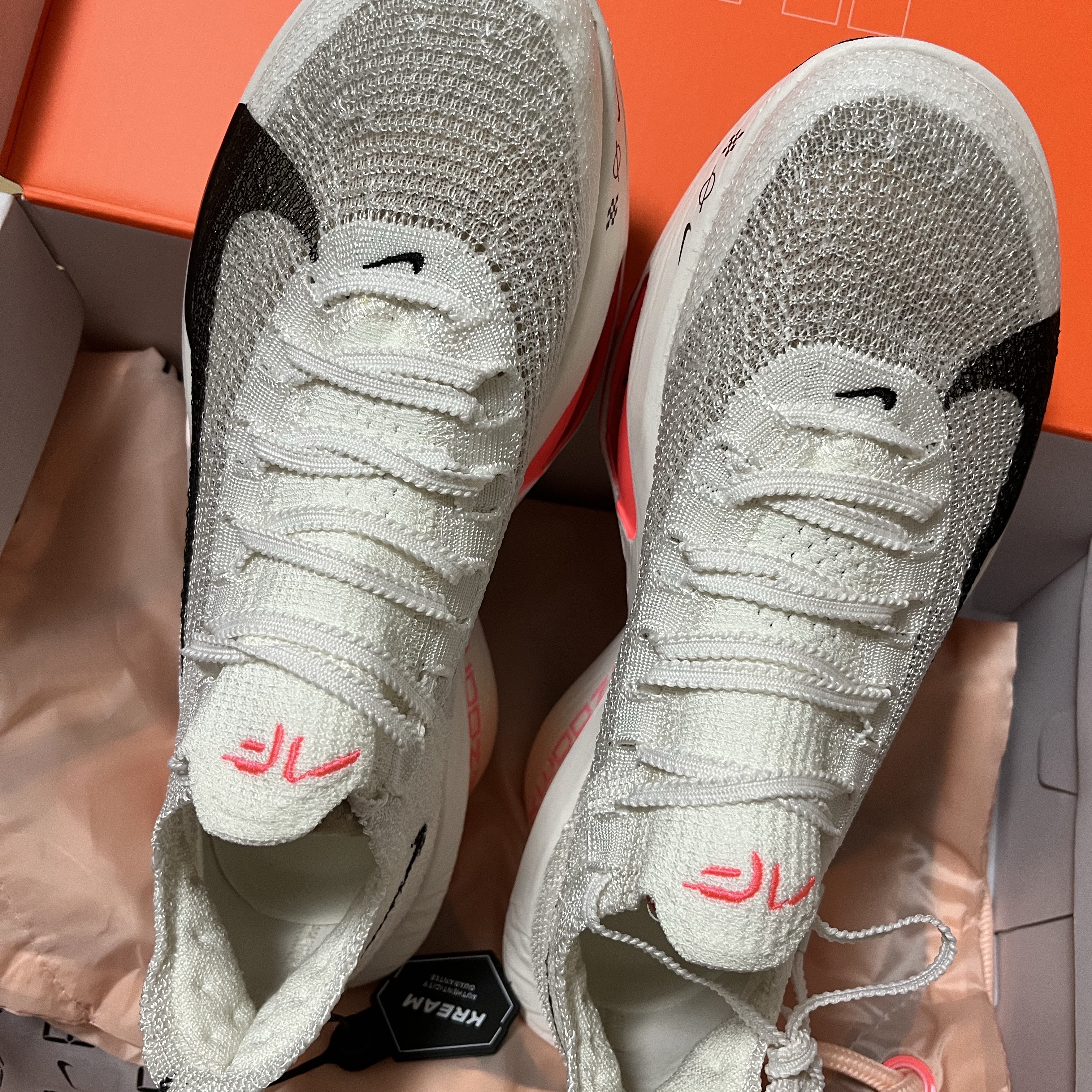 (W) Nike Air Zoom Alphafly Next% 3 Sail Crimson Tint 착용 스타일 - 6