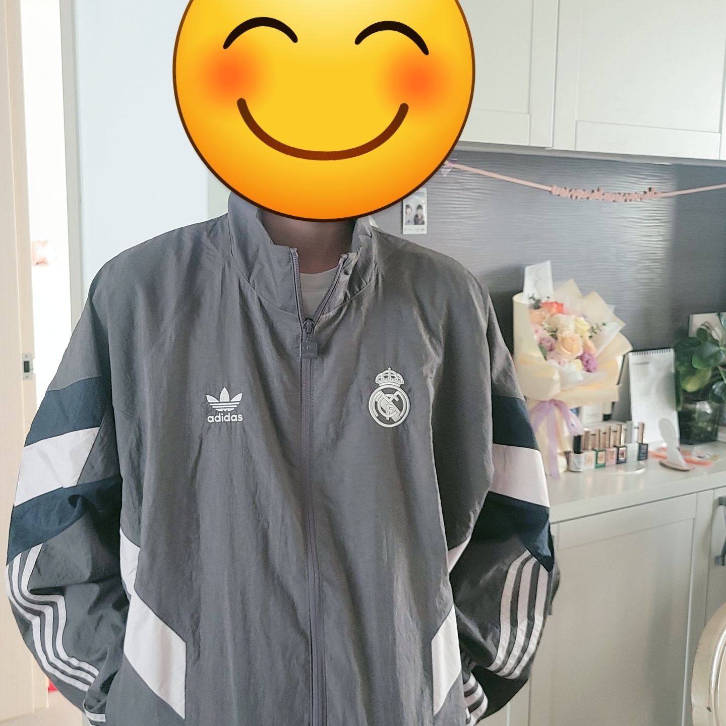 Adidas Real Madrid Originals Track Top Charcoal Grey - KR Sizing 착용 스타일