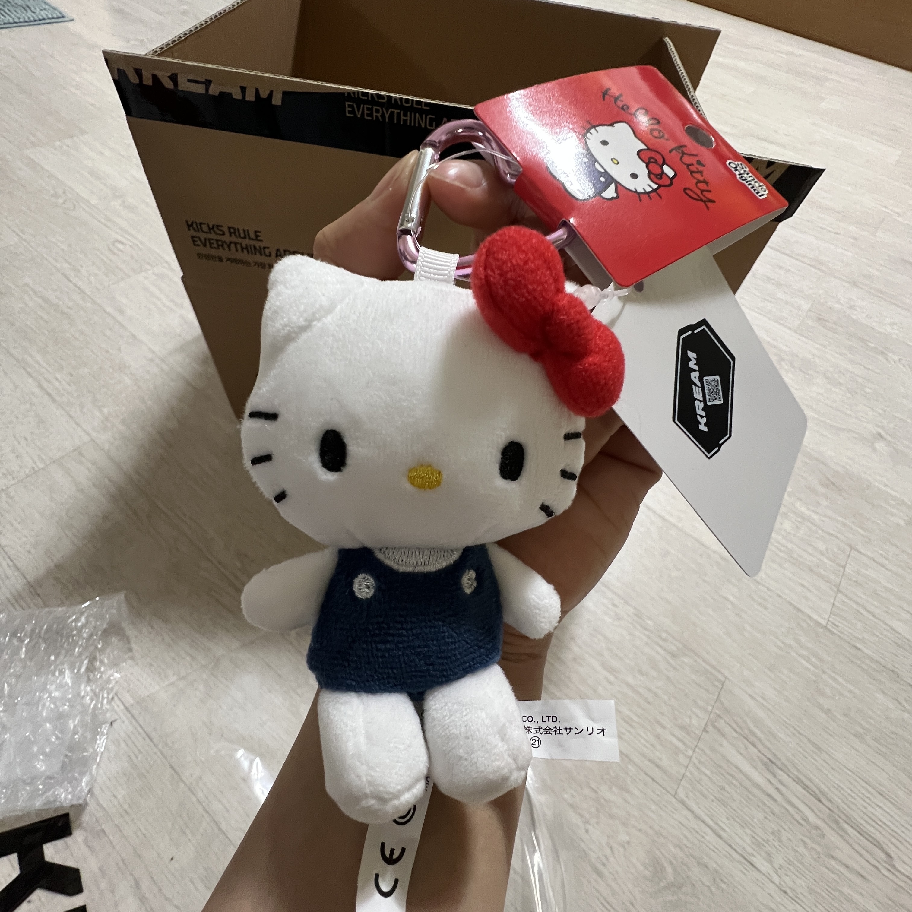 Sanrio Hello Kitty Mini Mascot Holder 착용 스타일 - 2