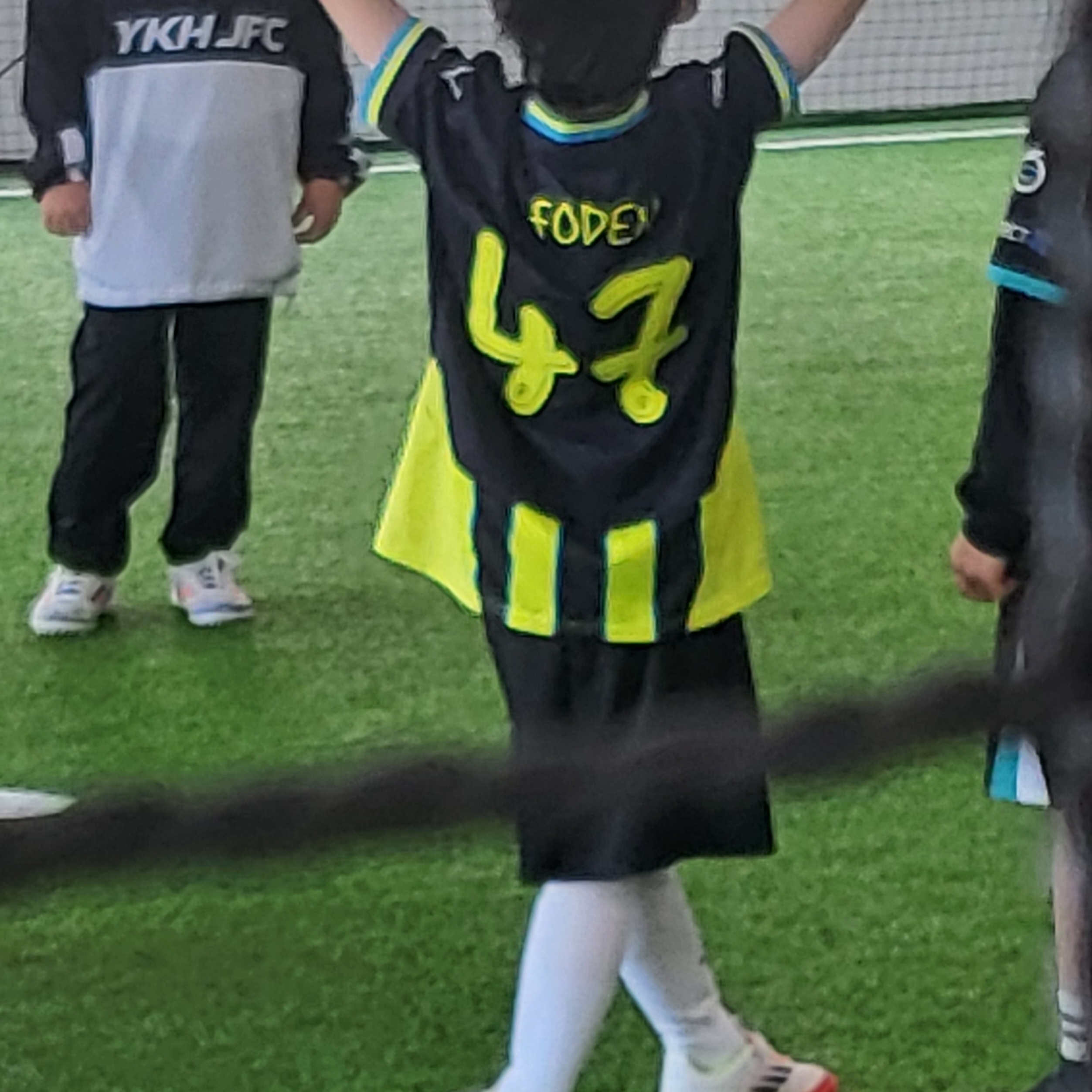 Puma Manchester City 2024/25 Away Jersey New Navy Yellow Glow (Non Marking Ver.) 착용 스타일 - 2