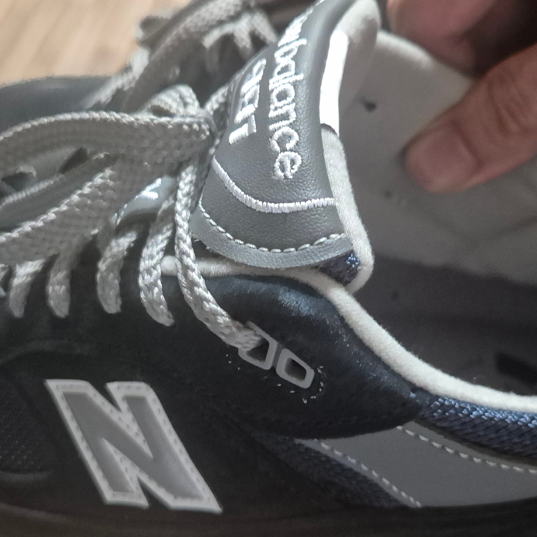New Balance 991 Made in UK Navy 착용 스타일