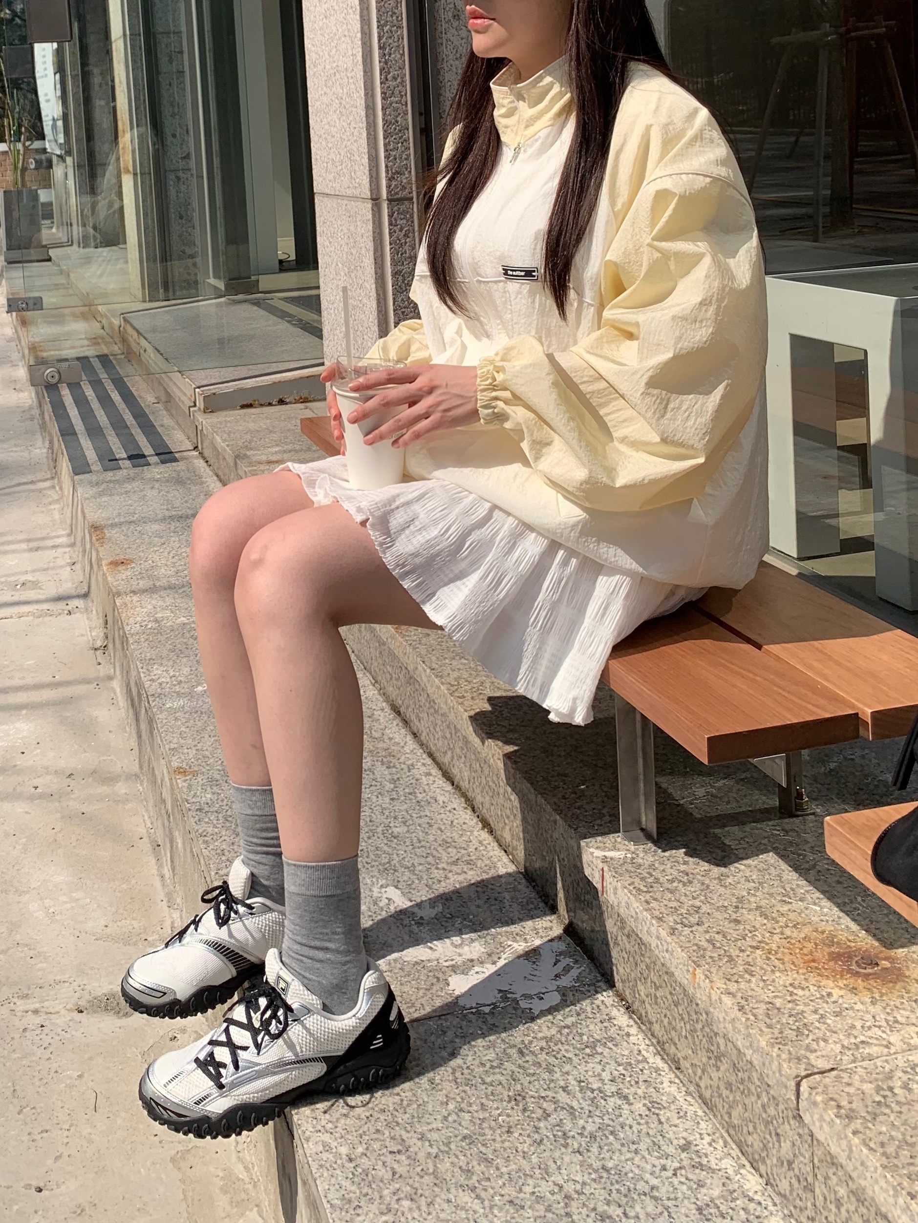 Fila Echappe v2 White Black 착용 스타일 - 1