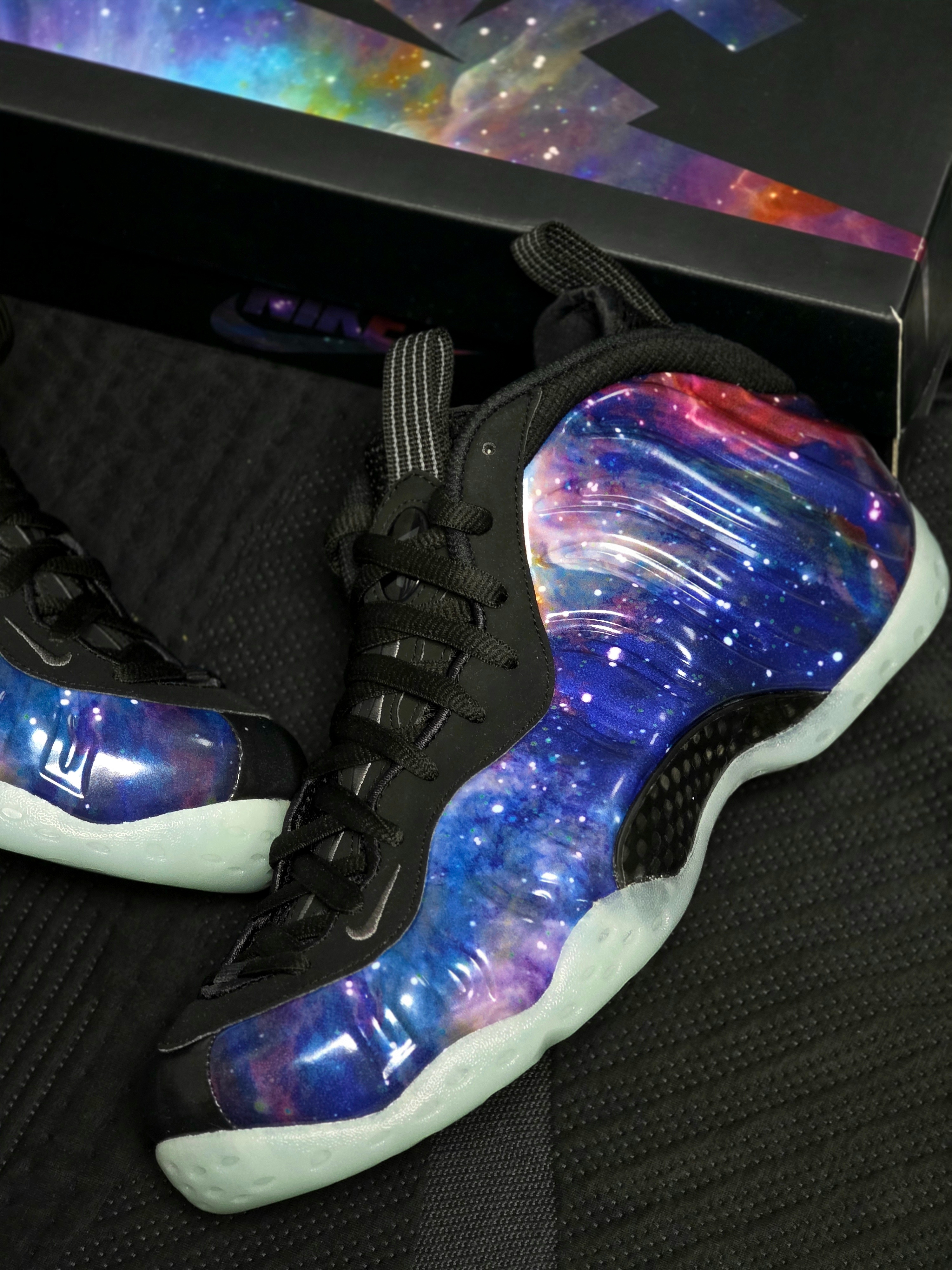 Nike Air Foamposite One Galaxy 착용 스타일 - 5