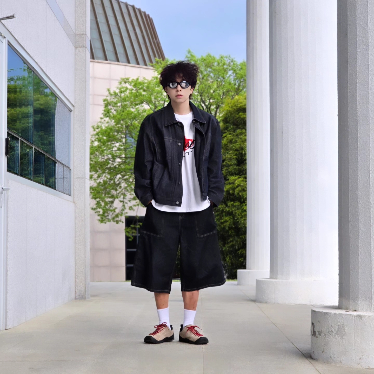 Keen Jasper Suede Sneakers Silver Mink 착용 스타일 - 7