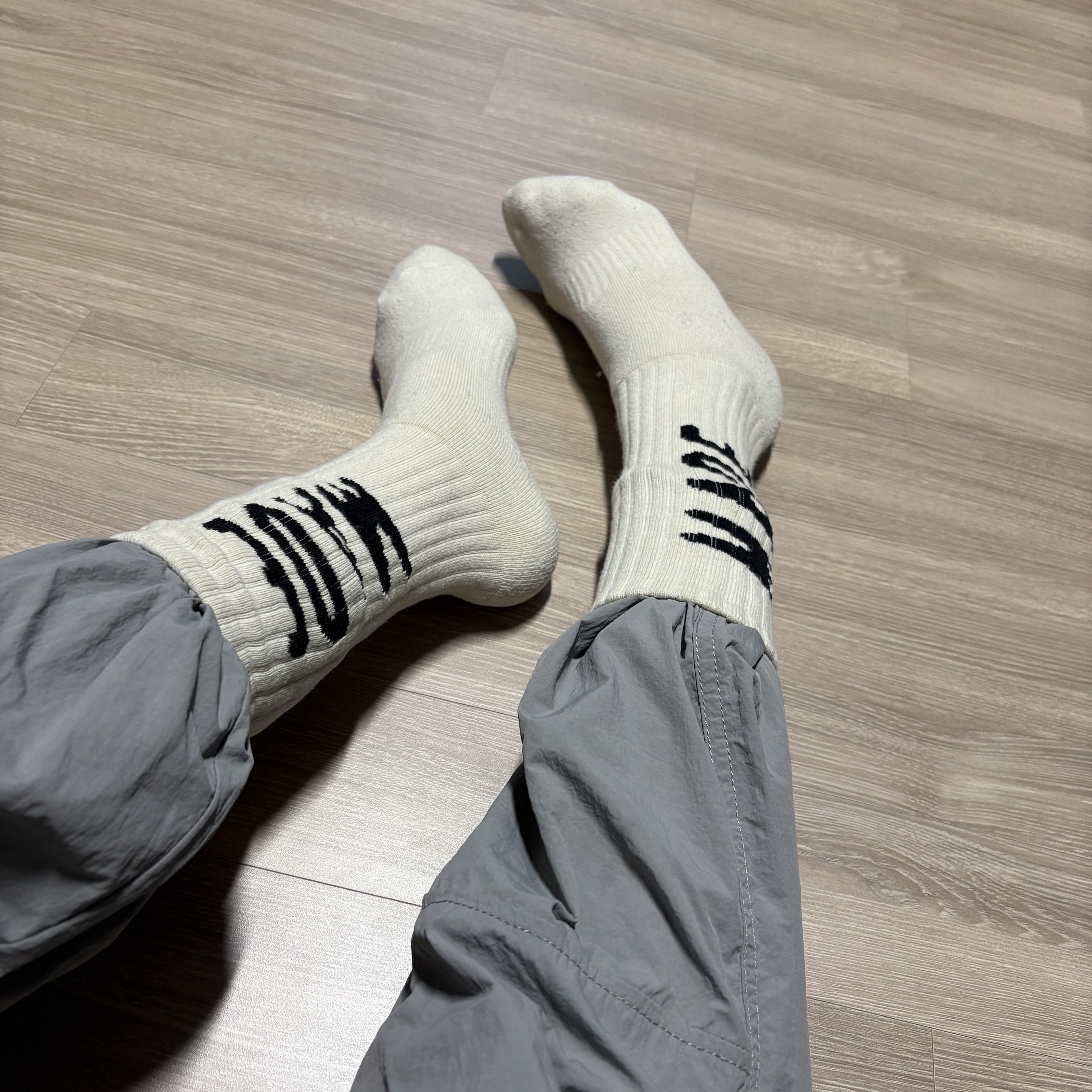 Human Made HM Logo Socks White 착용 스타일 - 2
