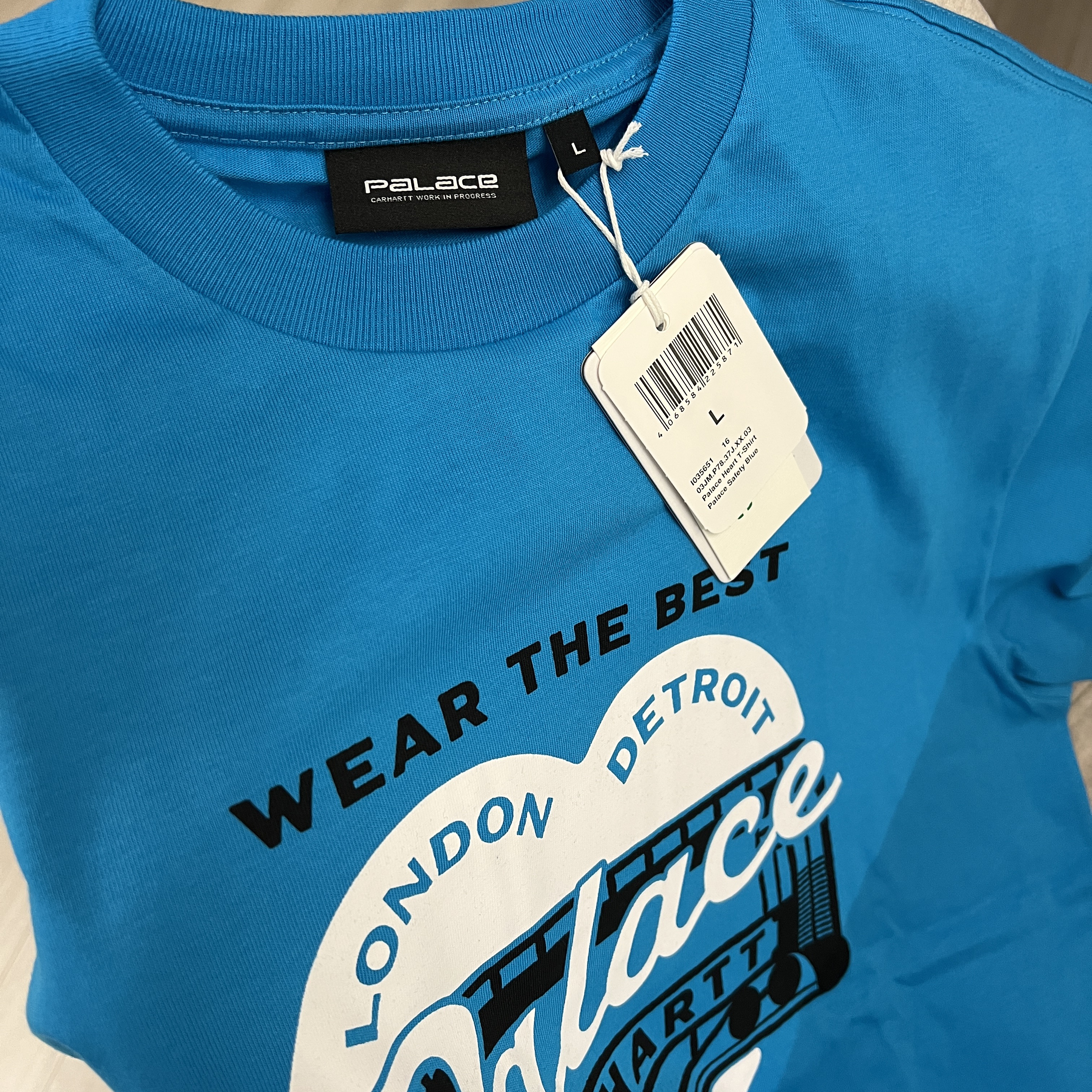 Palace x Carhartt WIP Heart T-Shirt Safety Blue - 24FW 착용 스타일