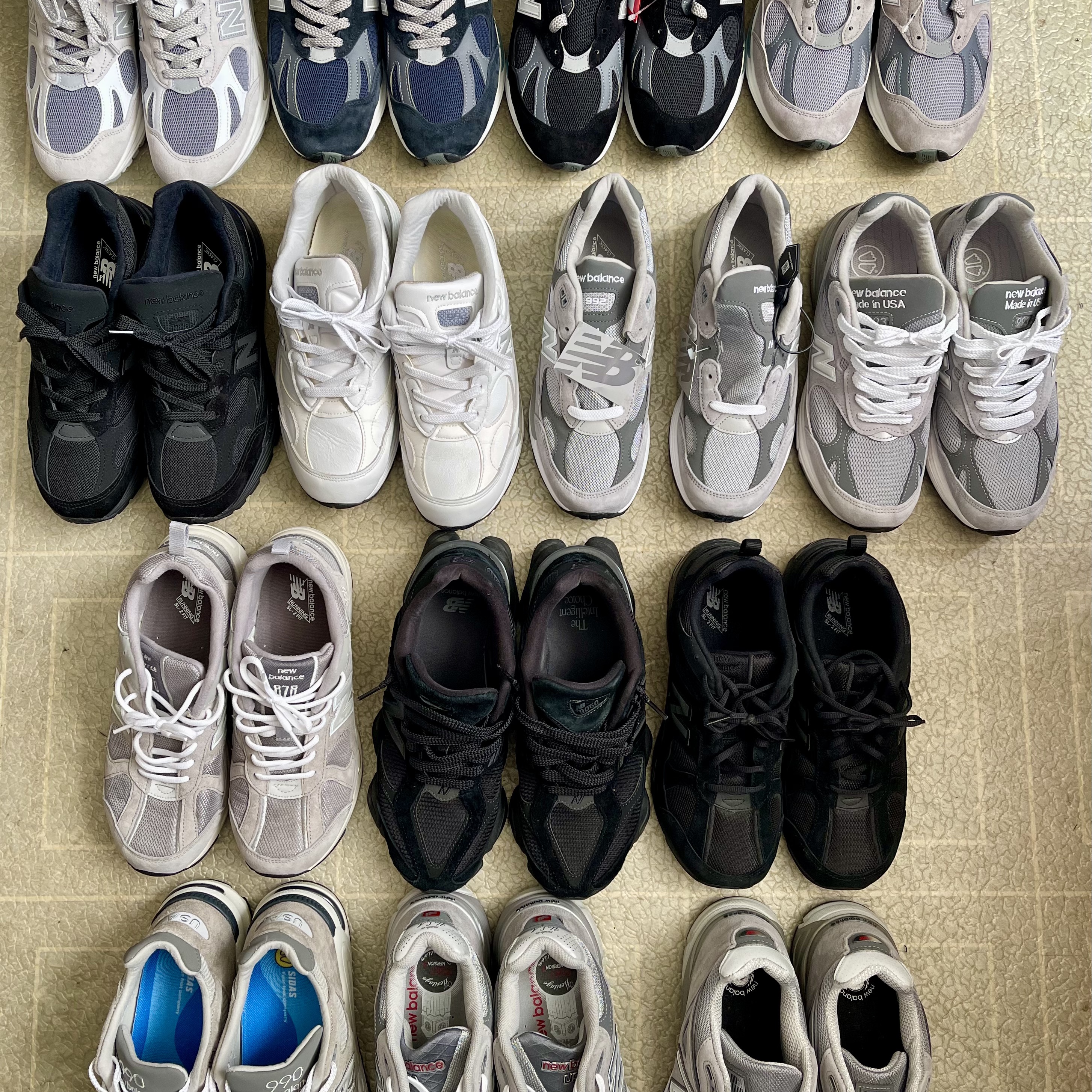 New Balance 991v2 Made in UK Rock Ridge Alloy Silver, New Balance 991v2 Made in UK Black 착용 스타일