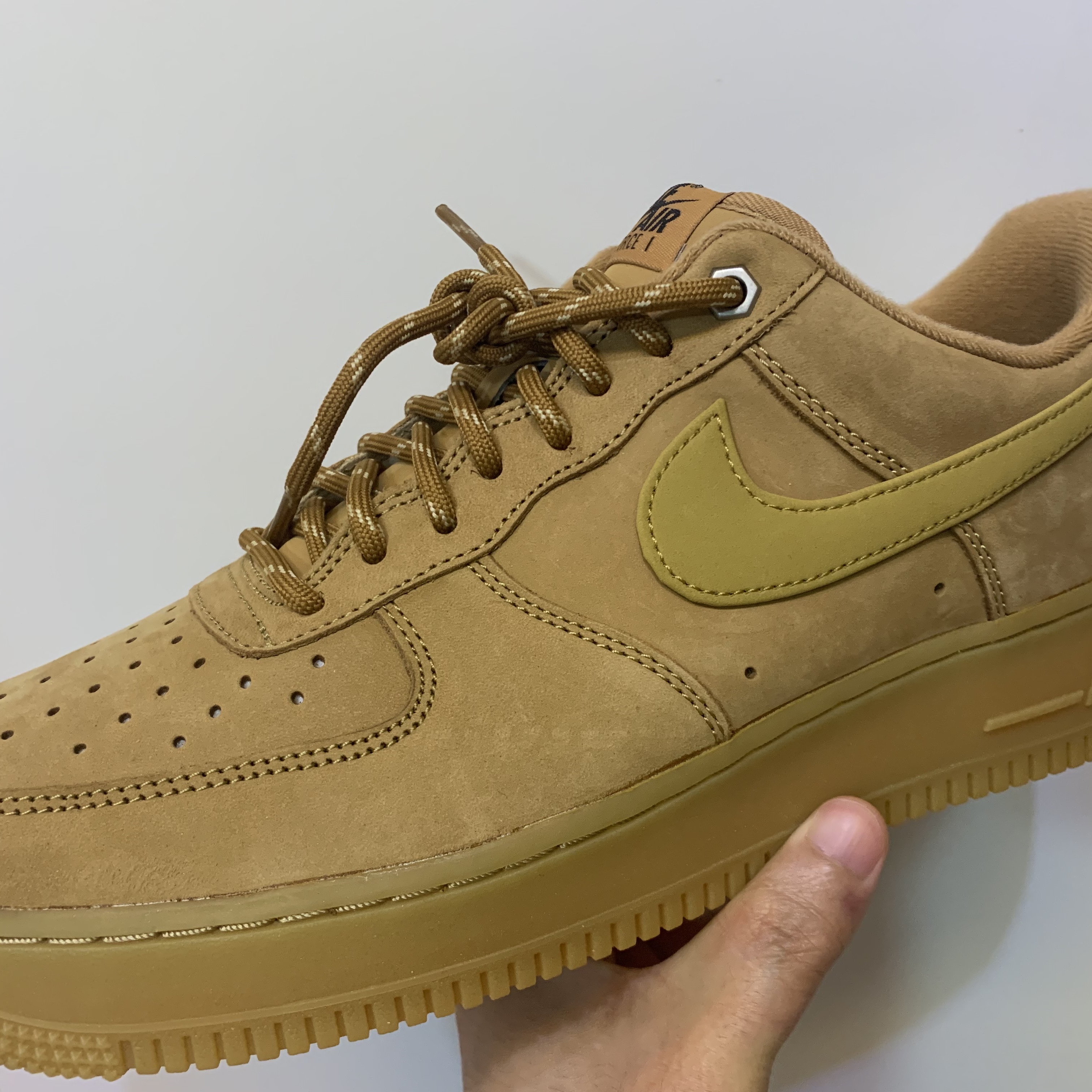 Nike Air Force 1 '07 WB Flax 착용 스타일 - 1