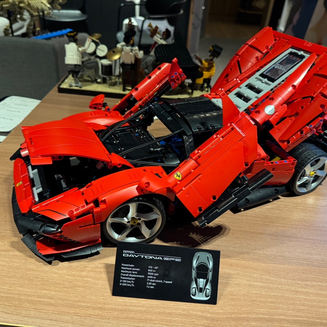 Lego Ferrari Daytona SP3 착용 스타일 - 2