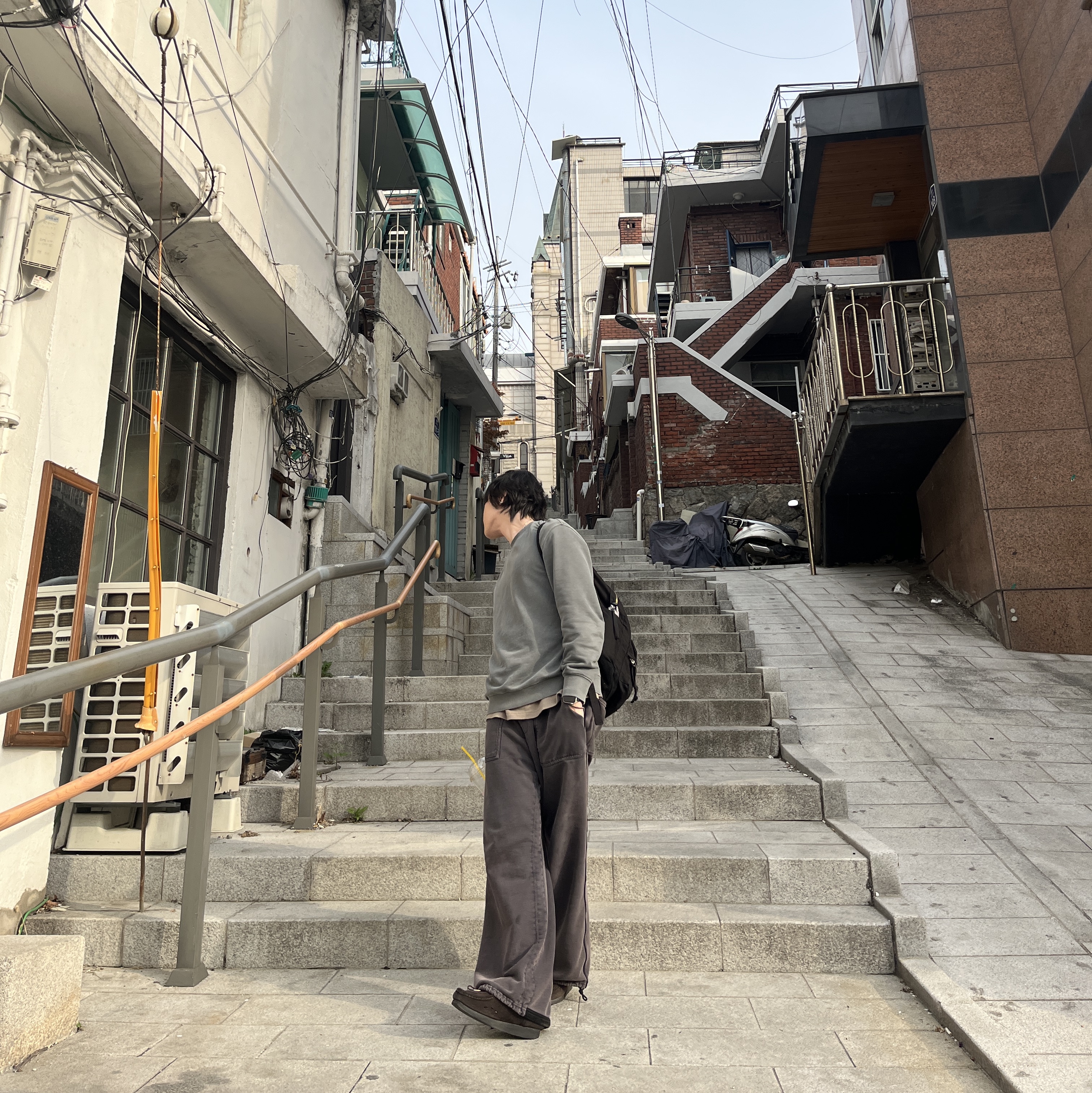 [프리오더] Polyteru Wallabee Shoes Star Dark brown, Polyteru 1011 Fatigue Sweatpants 1.2v Dark Purple Navy 착용 스타일 - 2