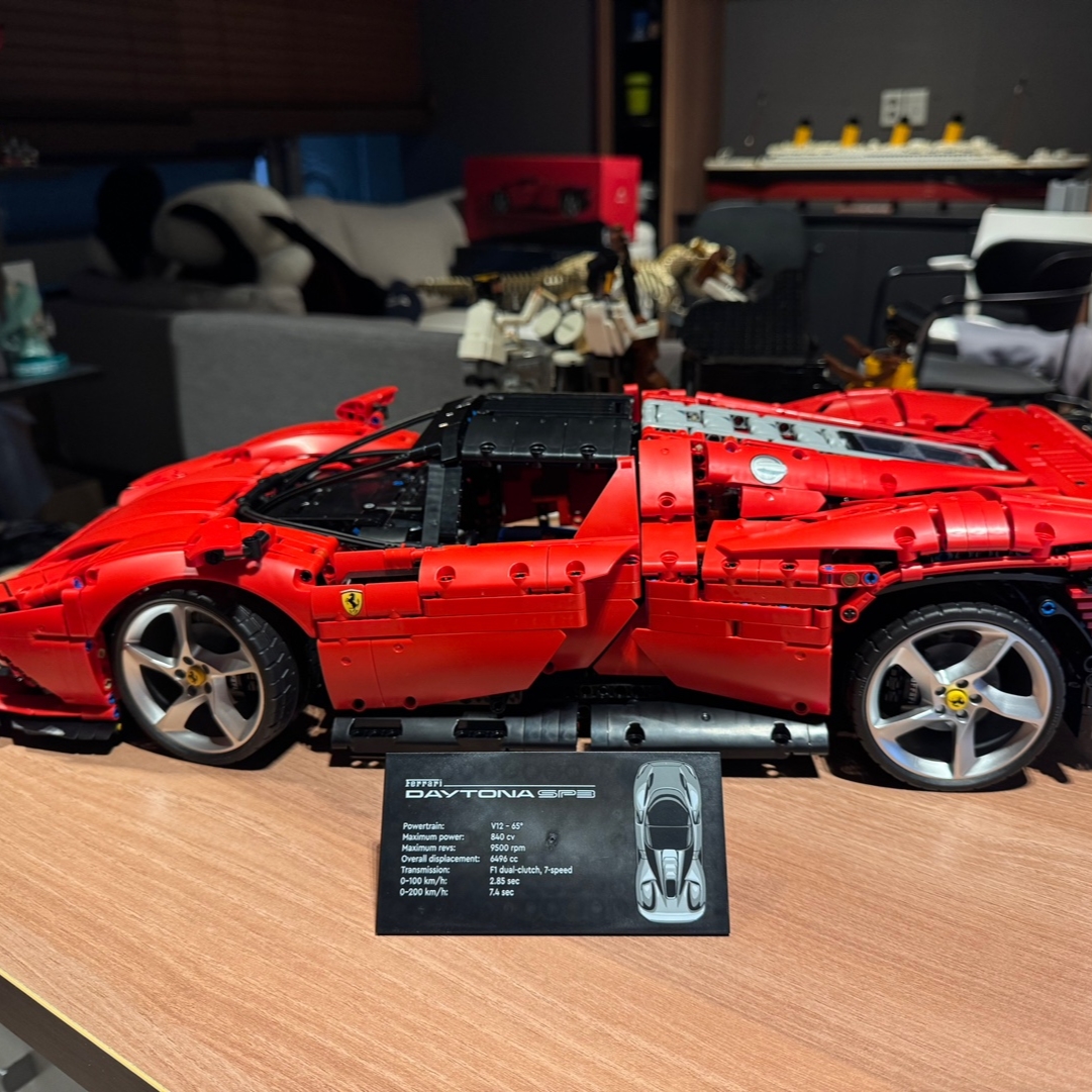 Lego Ferrari Daytona SP3 착용 스타일 - 1