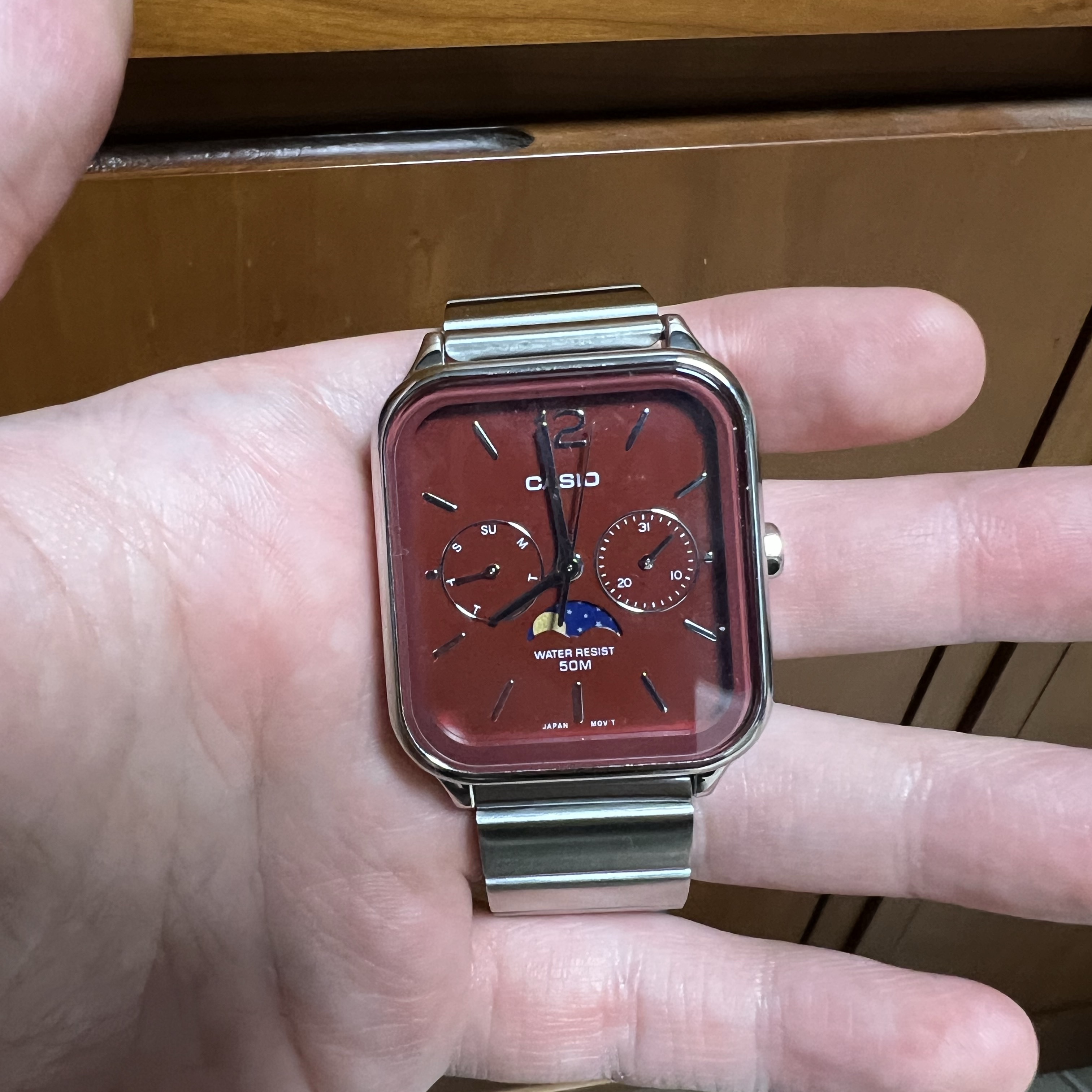 Casio MTP-M305D-7AV, Casio MTP-M305L-7AV 착용 스타일