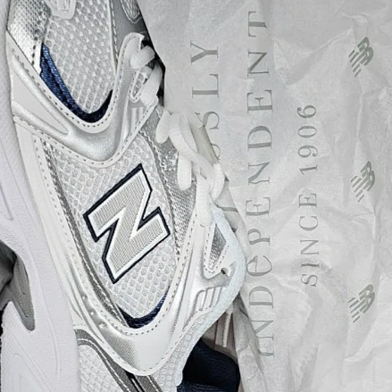 New Balance 530 White 착용 스타일