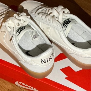 (W)  Nike Killshot 2 Sail Gum 착용 스타일