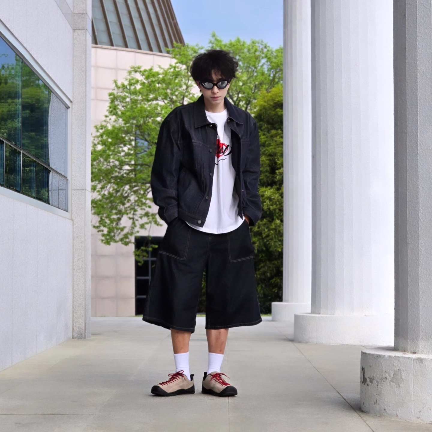 Keen Jasper Suede Sneakers Silver Mink 착용 스타일 - 4