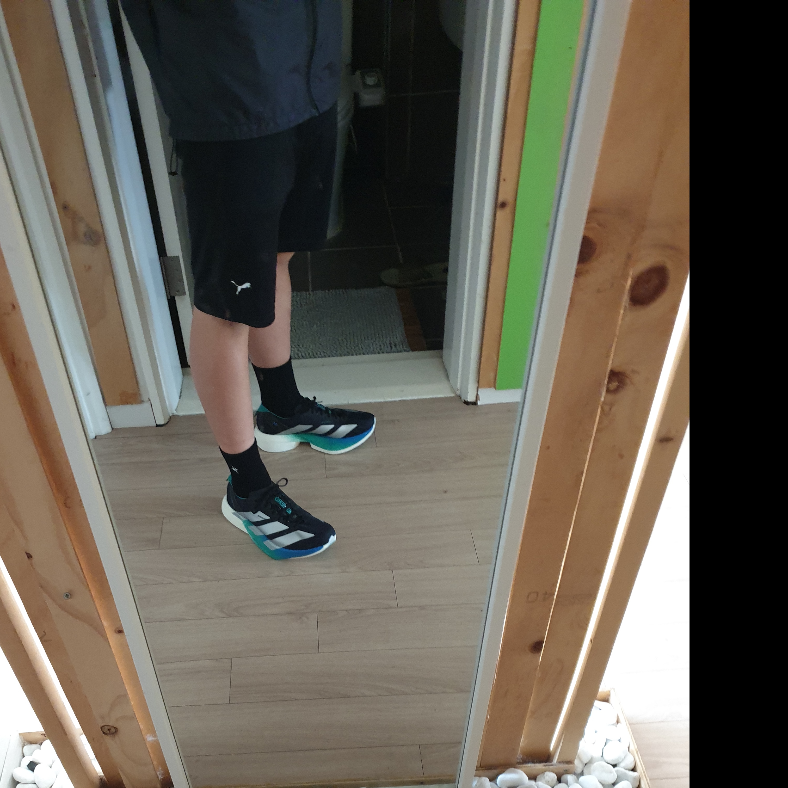 Adidas Adizero Adios Pro 4 Core Black Glory Green 착용 스타일 - 4