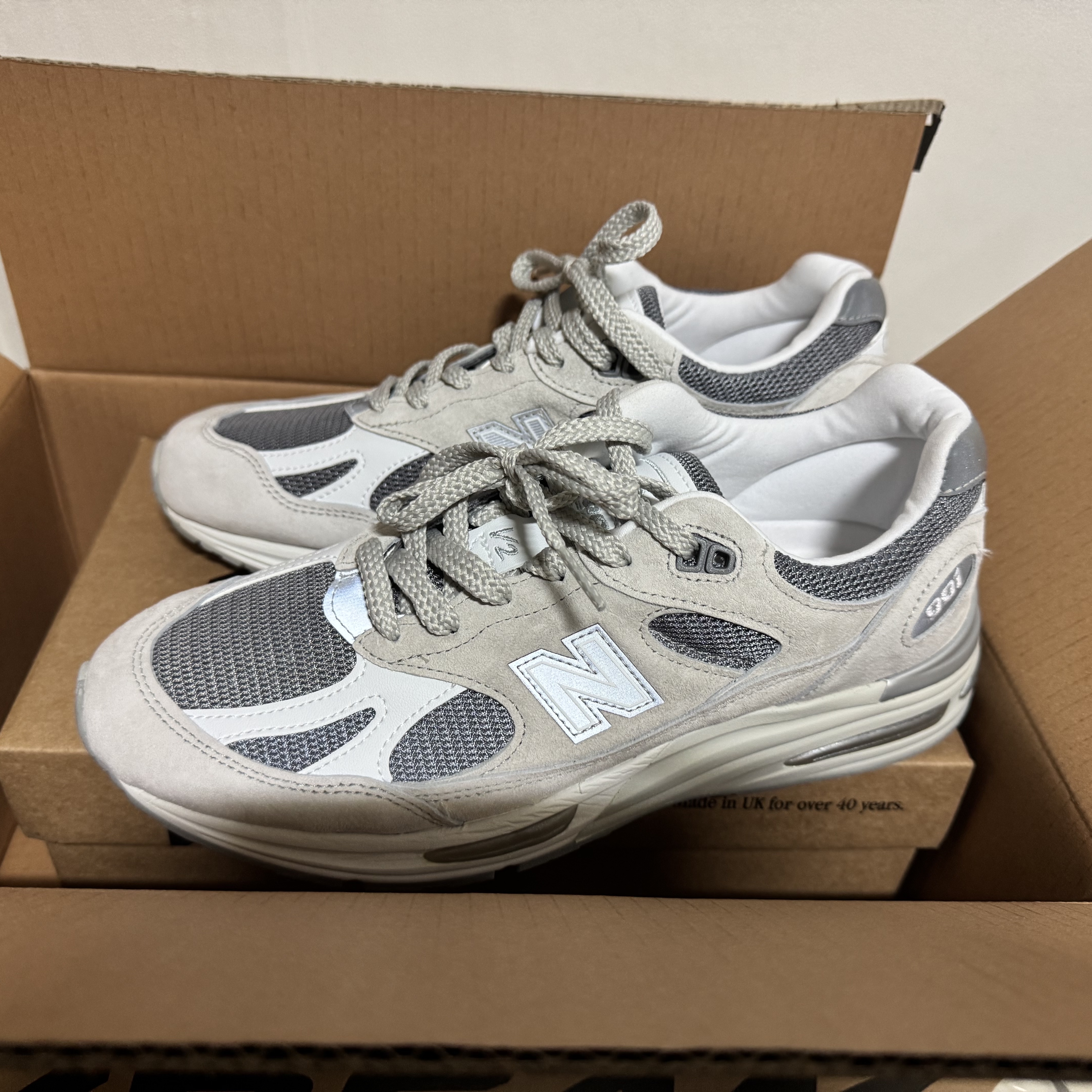 New Balance 991v2 Made in UK Nimbus Cloud Cool Grey - D Standard 착용 스타일 - 4