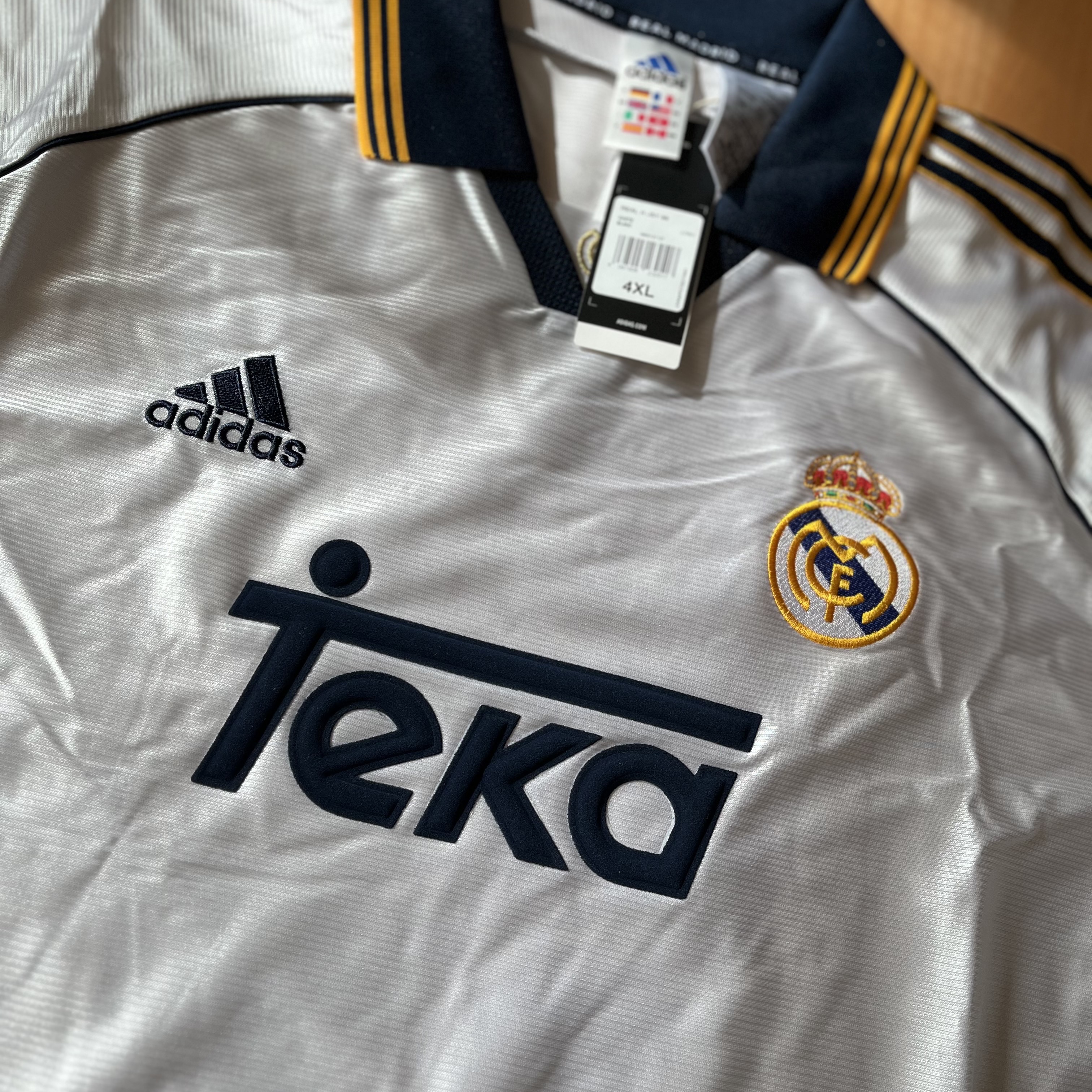 Adidas Real Madrid 99/00 Home Jersey White - KR Sizing (Non Marking Ver.) 착용 스타일 - 2