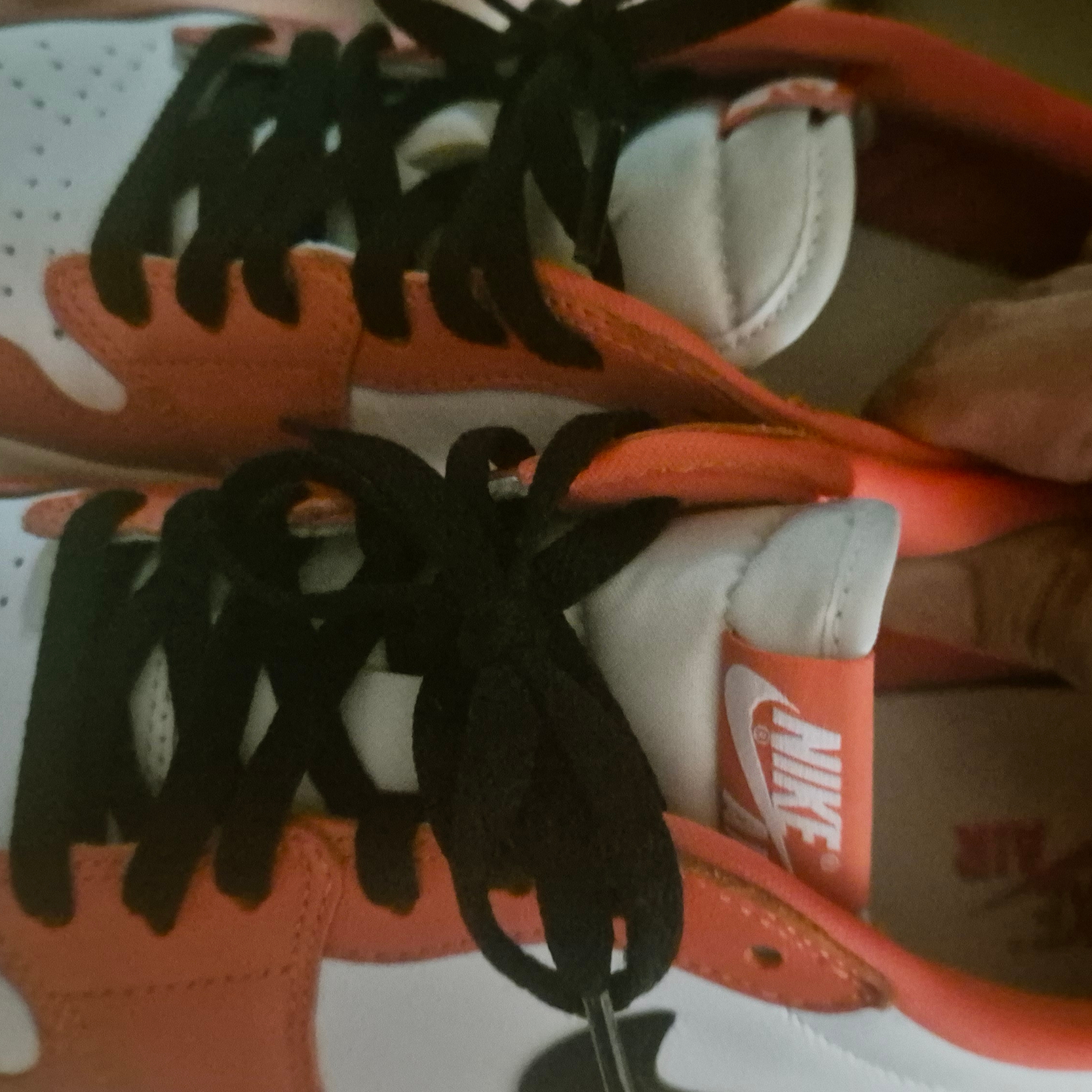 Jordan 1 Low OG Starfish 착용 스타일