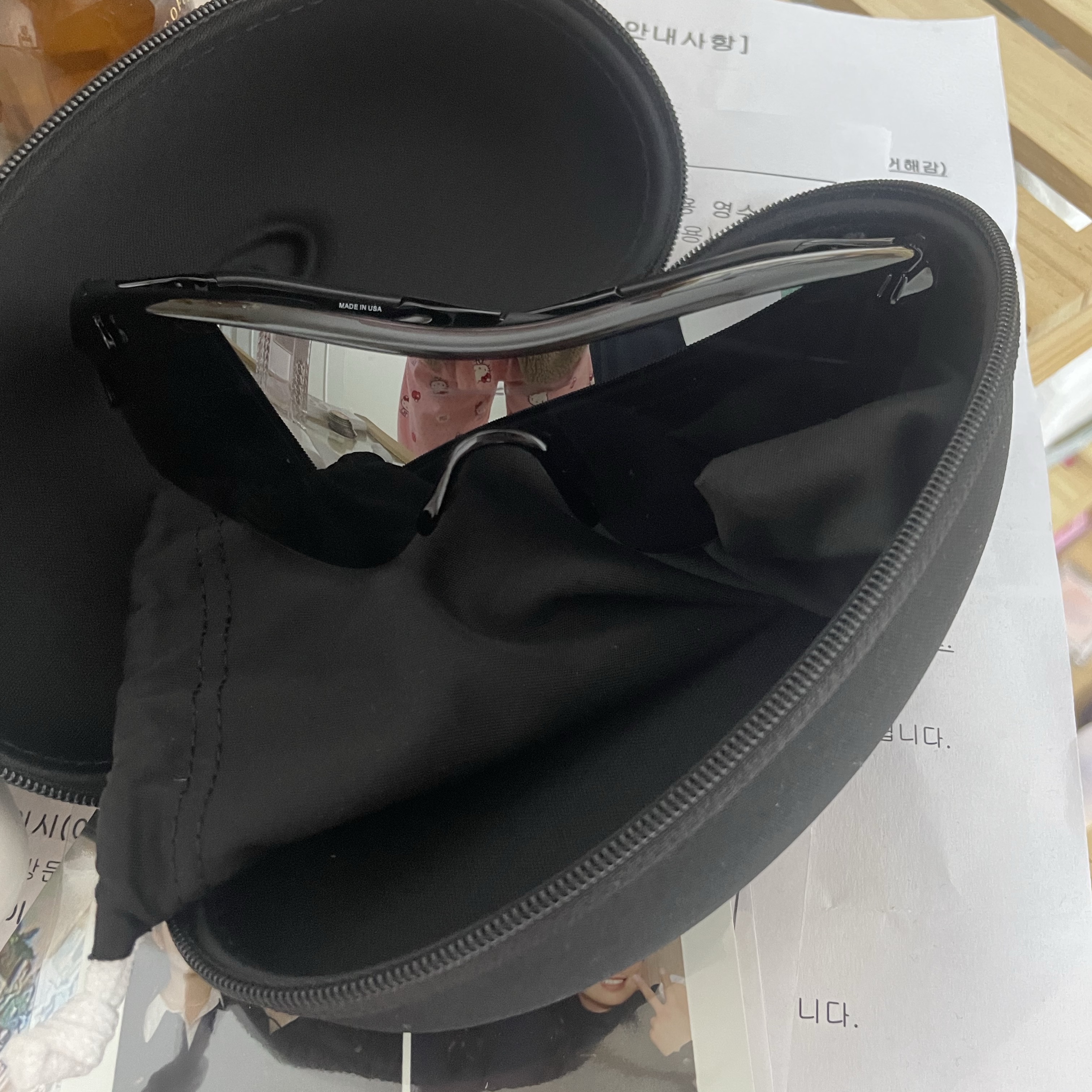 Oakley RadaLock Path Polished Black Frame Prizm Black Lenses Low Bridge Fit 착용 스타일