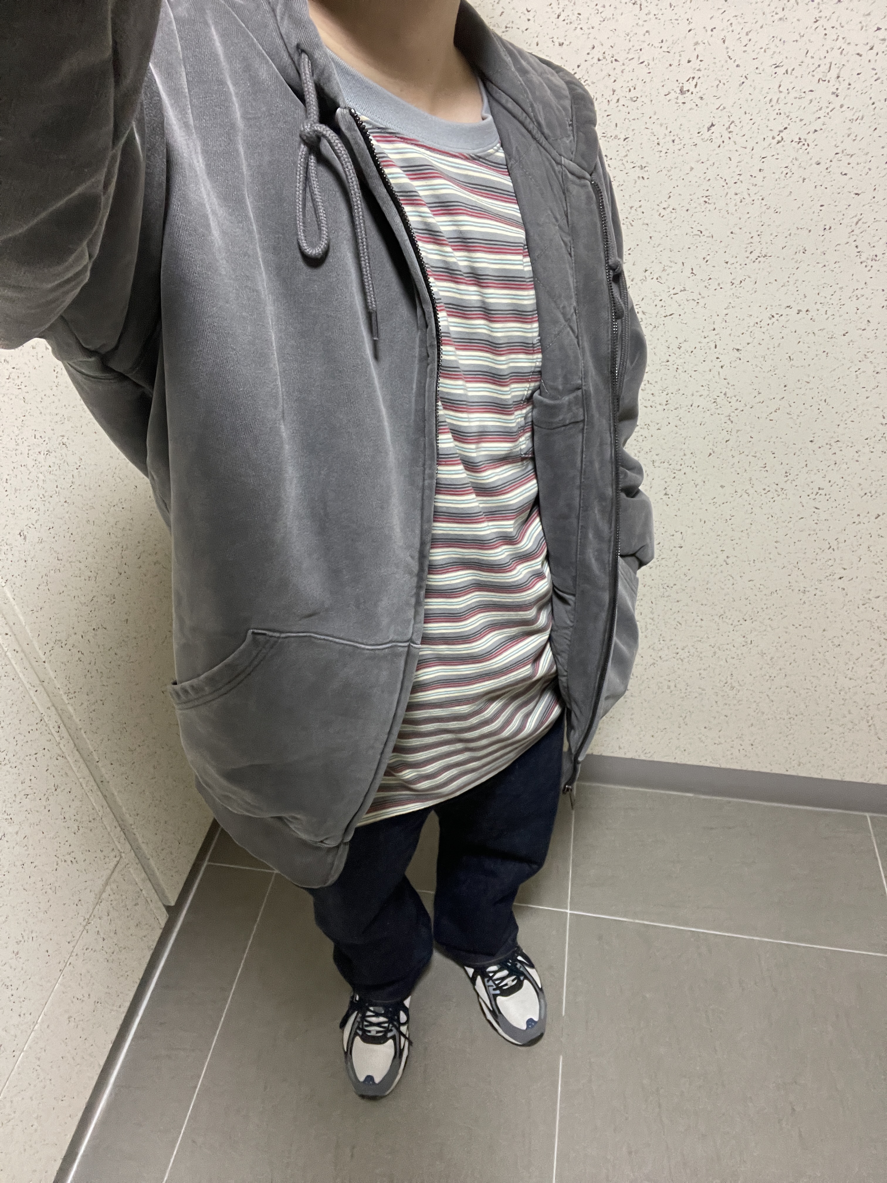 Asics Gel-Venture 6 Carrier Grey 착용 스타일 - 2