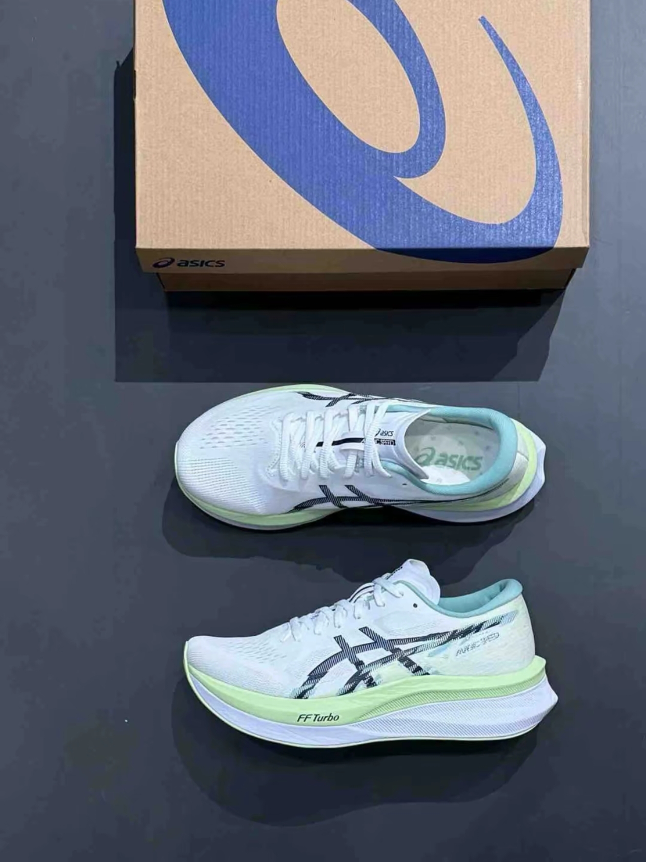 Asics Magic Speed 4 White Blue Expanse 착용 스타일
