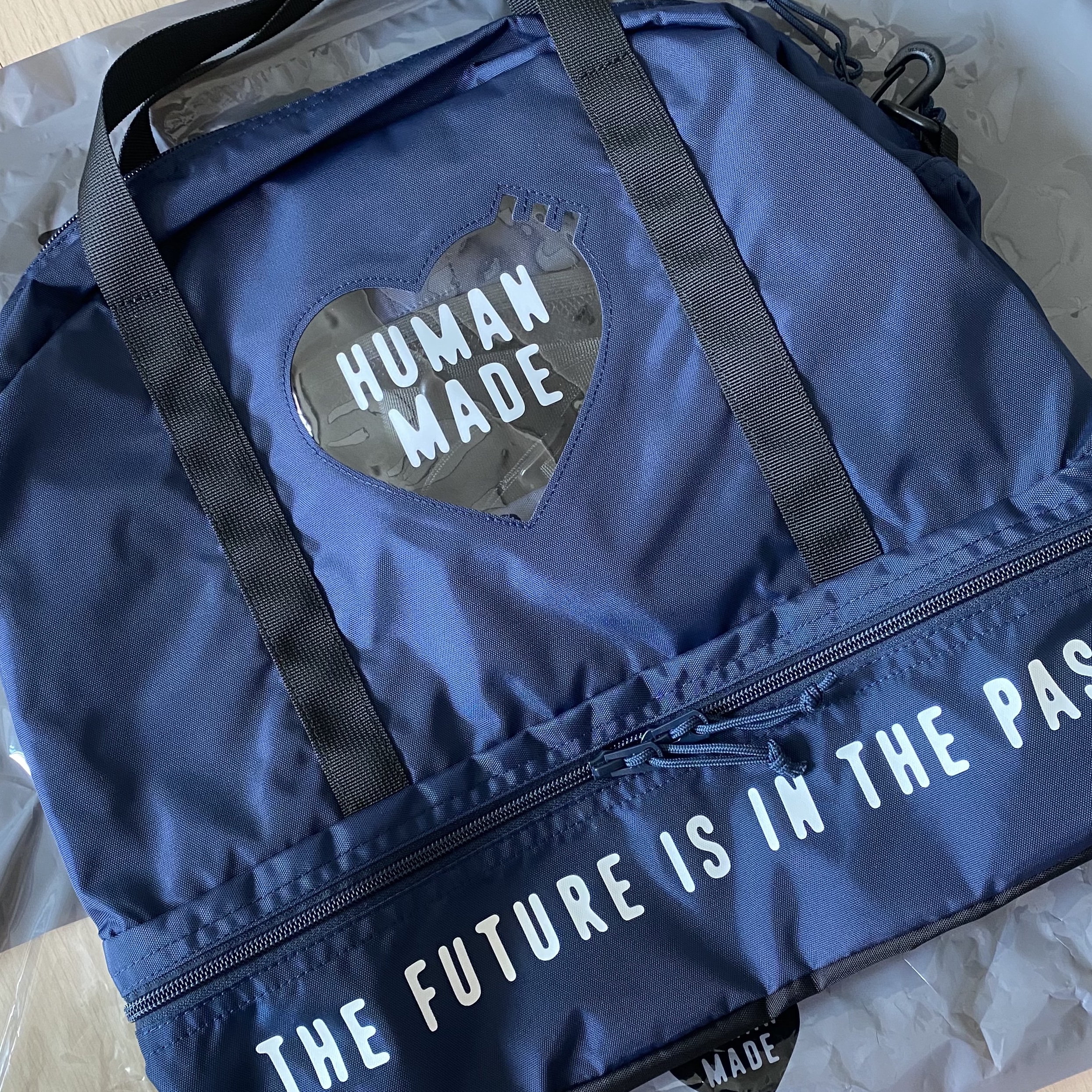 Human Made Boston Bag Navy 착용 스타일