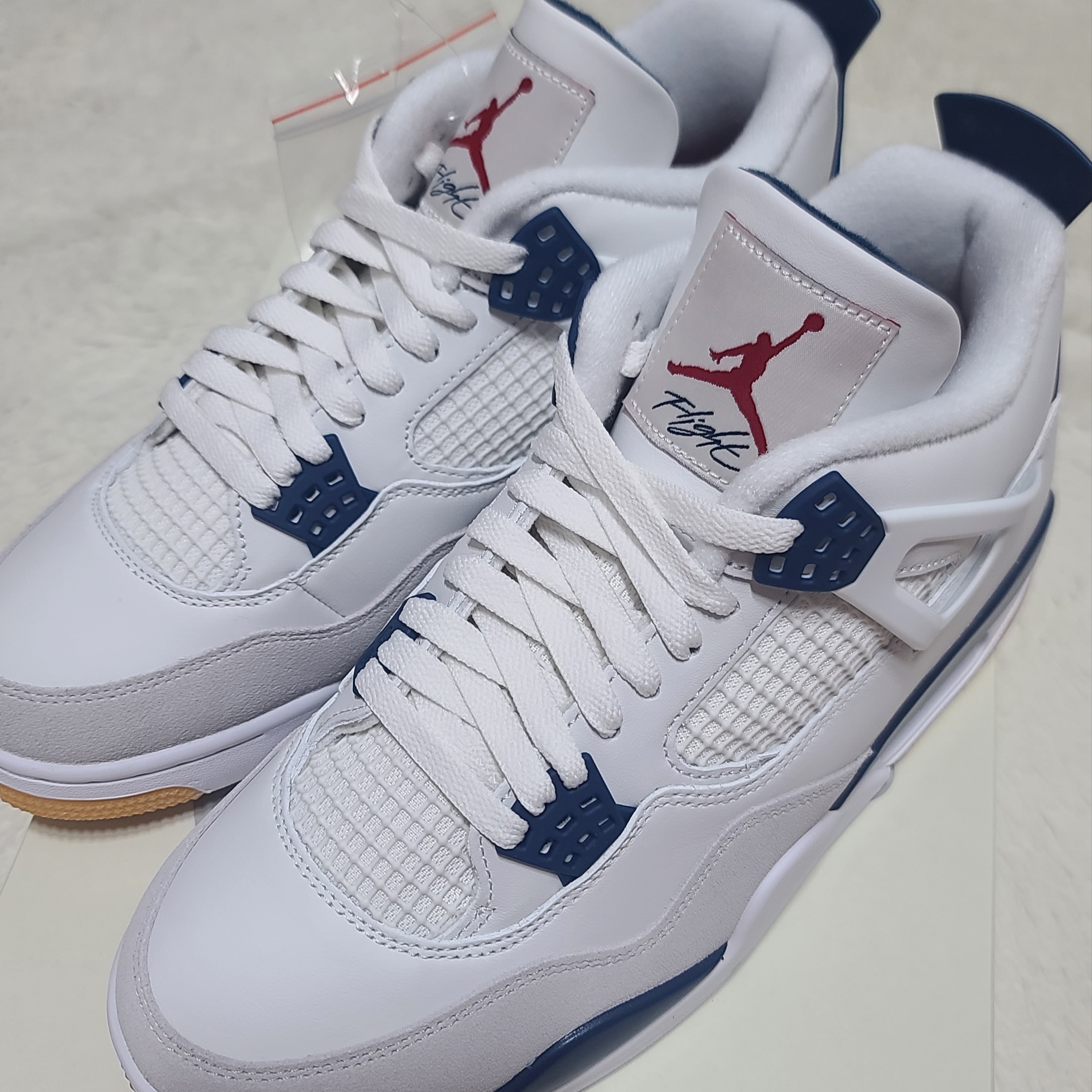 Jordan 4 x Nike SB Retro SP Navy 착용 스타일 - 1