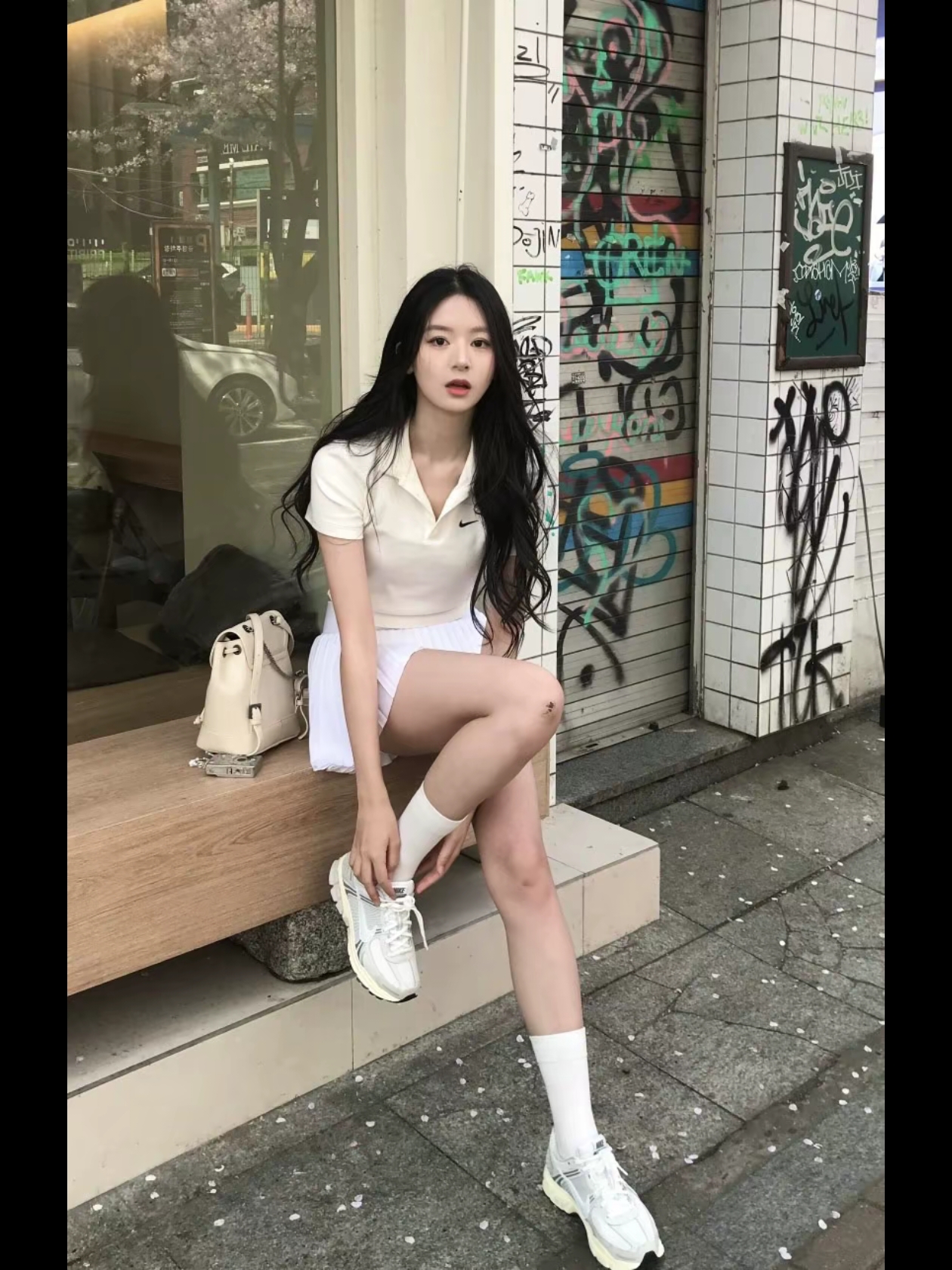 Nike Zoom Vomero 5 Platinum Tint Photon Dust 착용 스타일