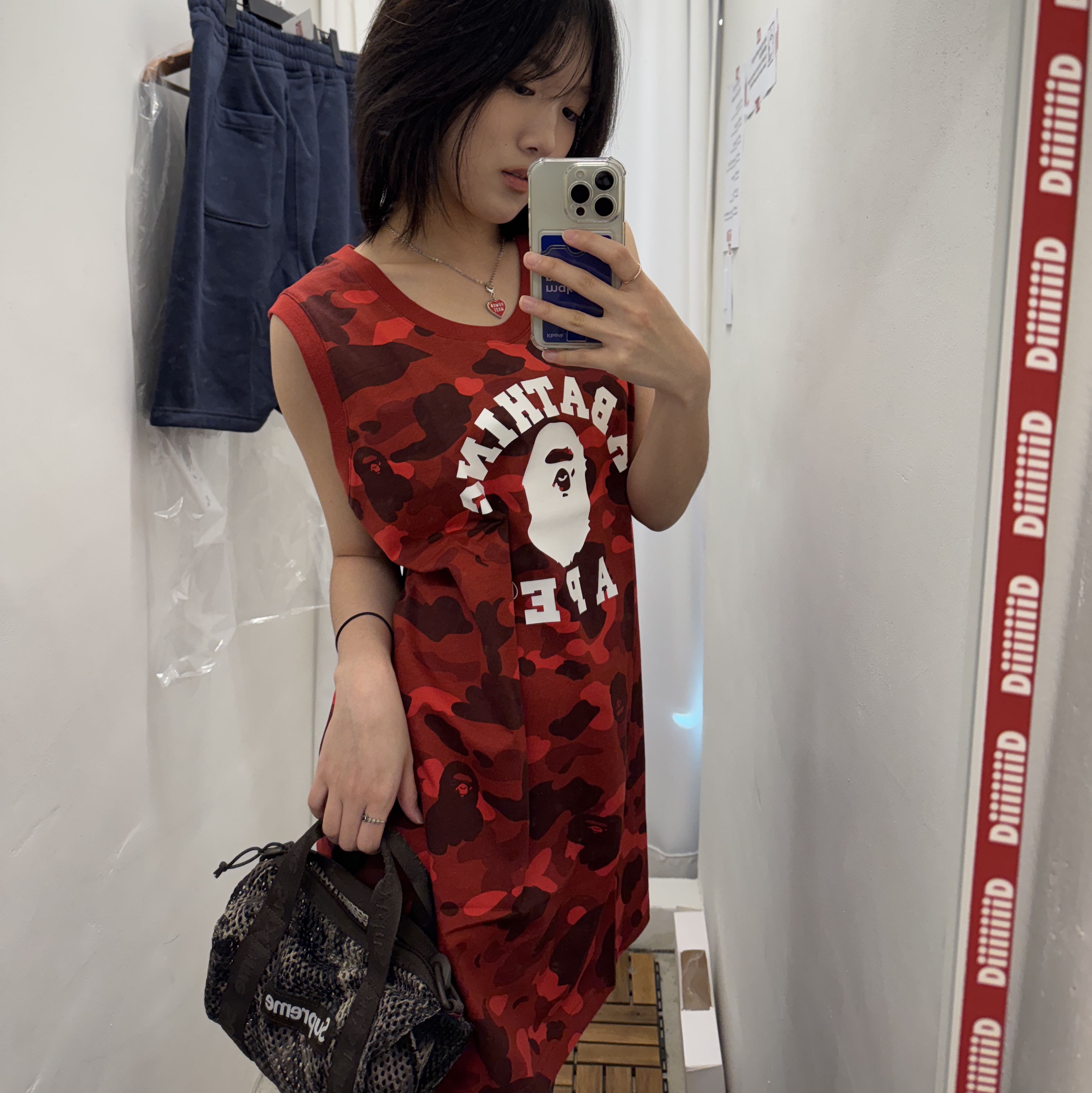 Supreme Mesh Mini Duffle Bag Truetimber Kanati Camo - 25SS 착용 스타일 - 4