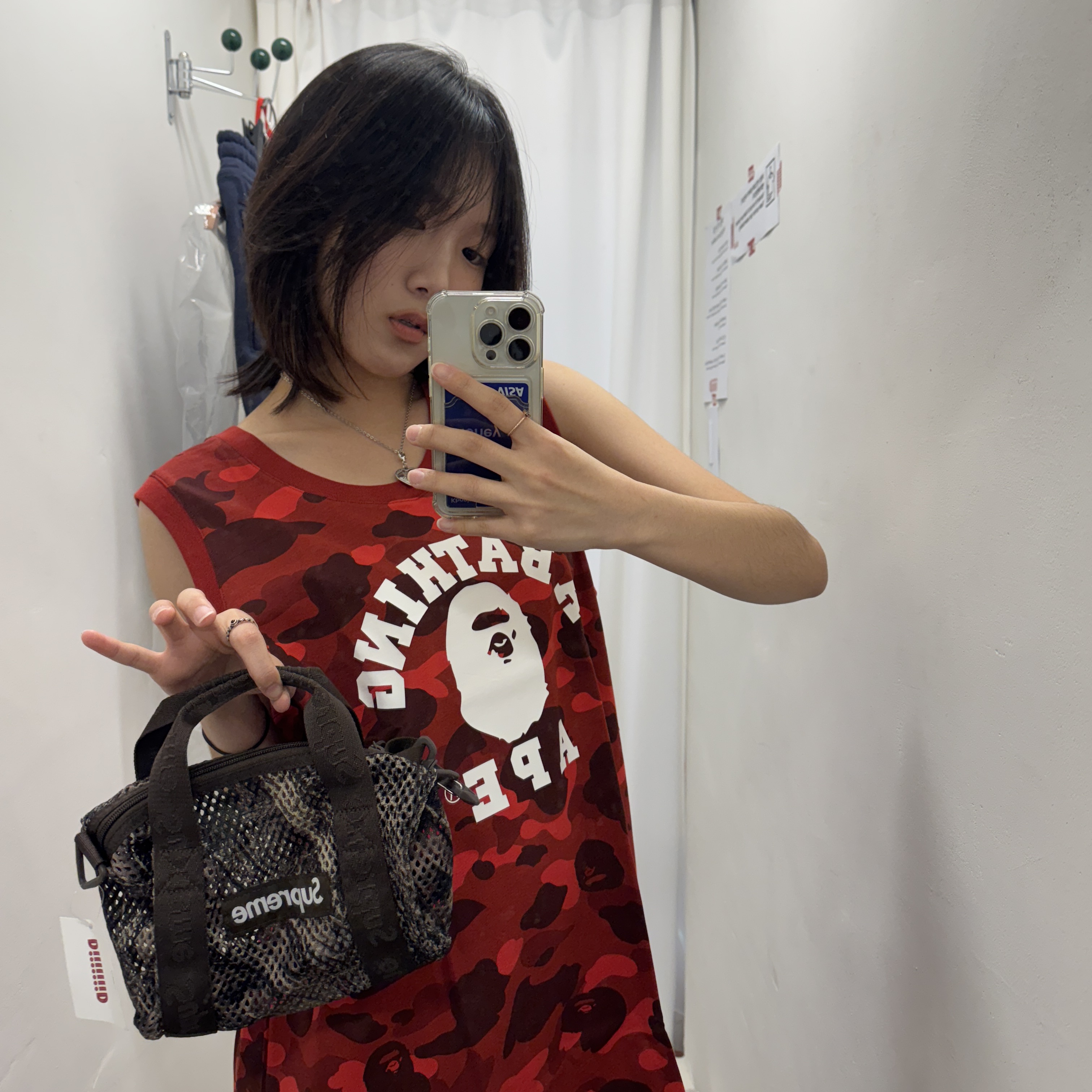 Supreme Mesh Mini Duffle Bag Truetimber Kanati Camo - 25SS 착용 스타일 - 5