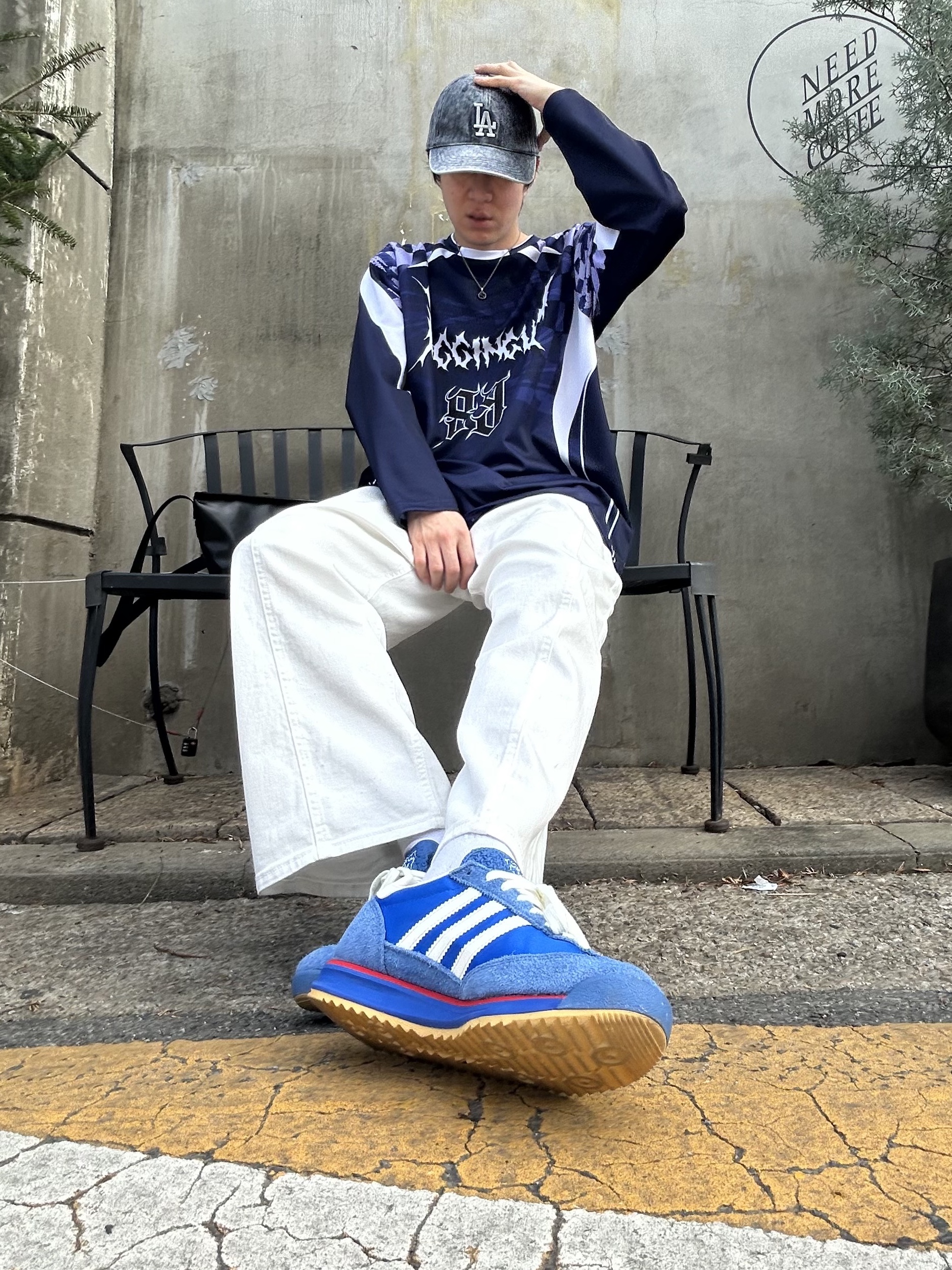 Adidas SL 72 RS Blue Core White 착용 스타일