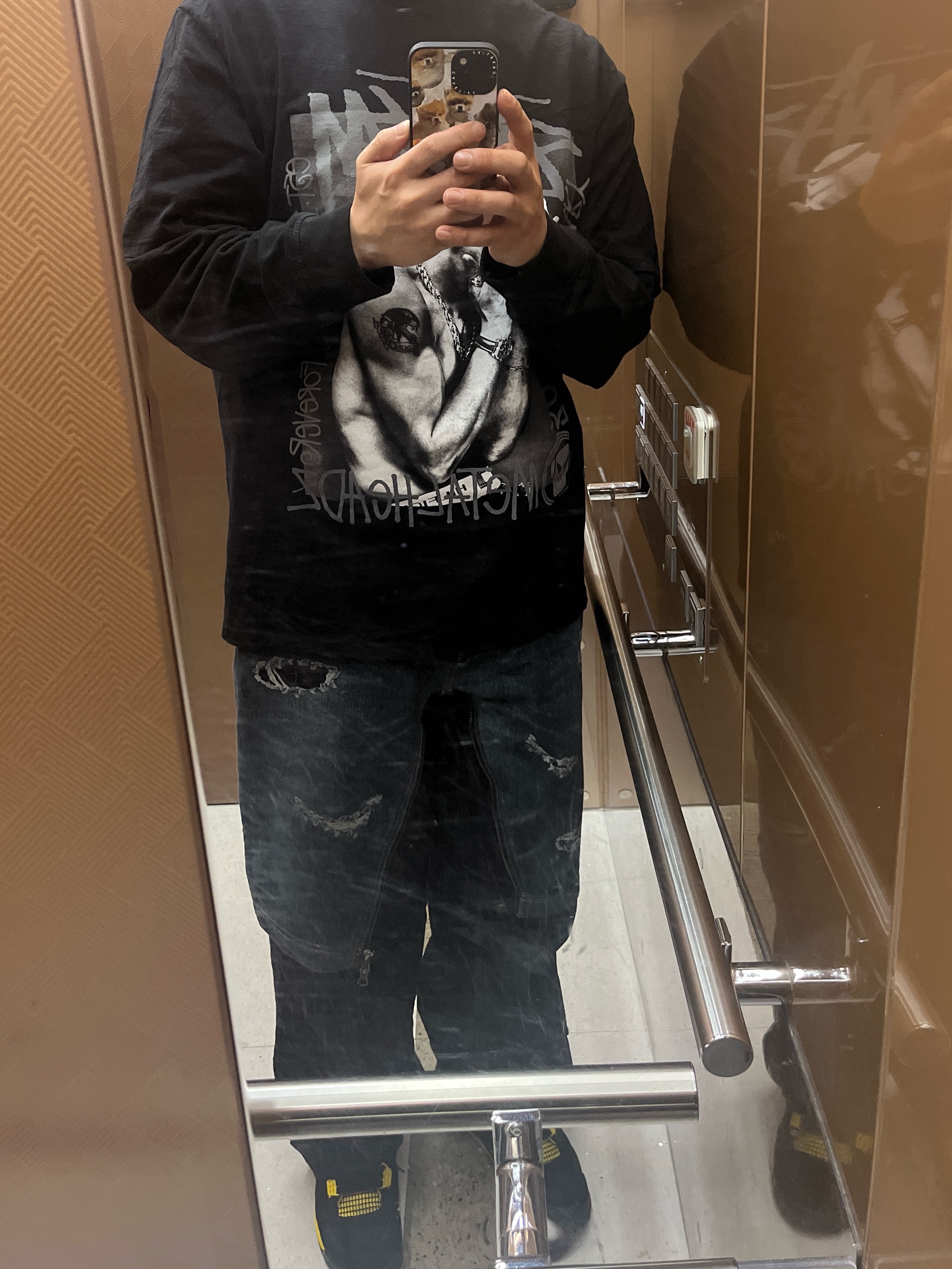 Supreme Small Box LS T-Shirt Black - 24SS, Jordan 4 Retro Thunder 2023 착용 스타일